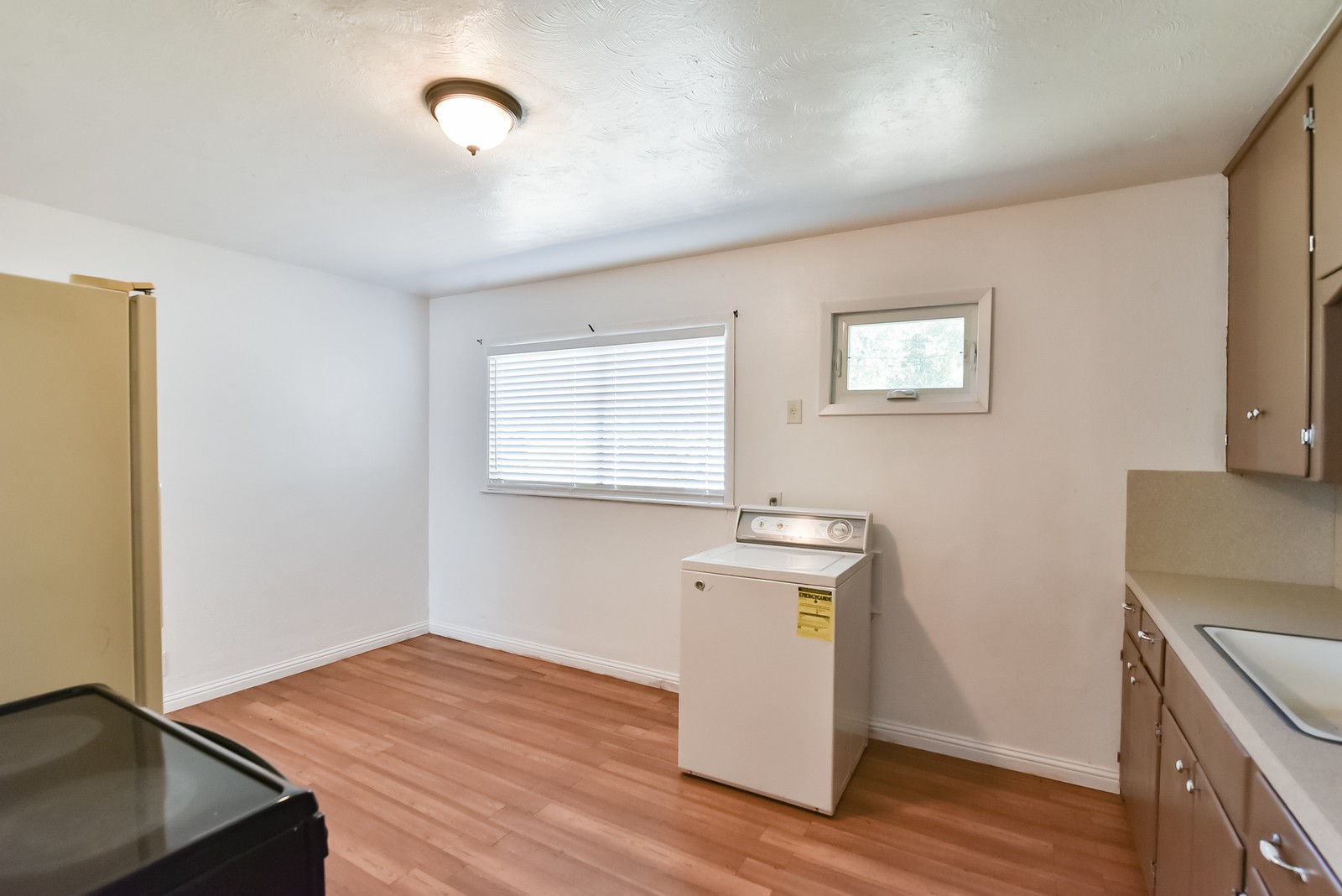 344 NW Renfro Street Burleson TX 76028
