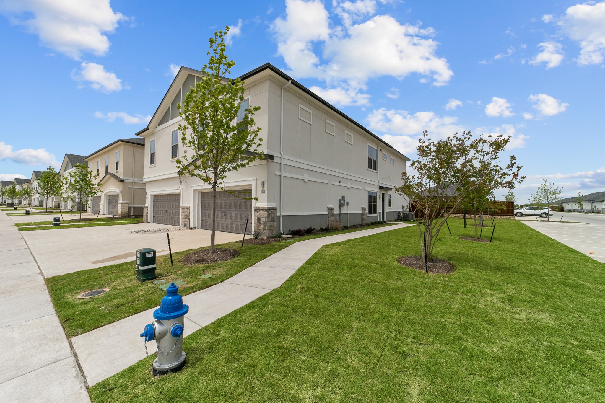 1000 Ebony Mckinney TX 75071