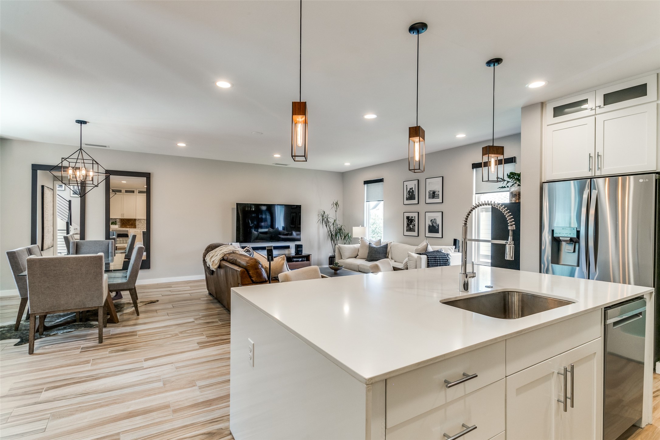 1925 California Drive Dallas TX 75204