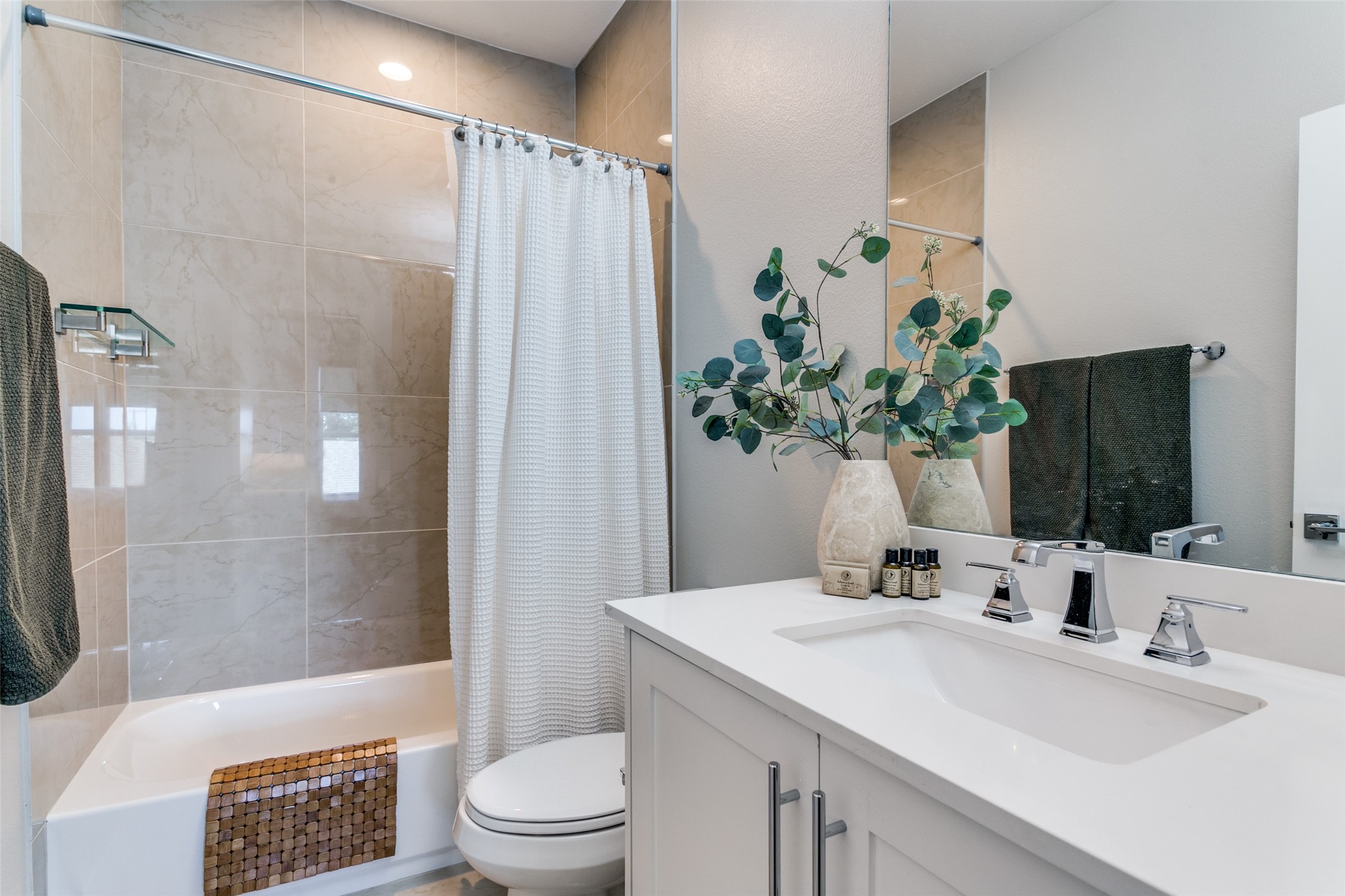 1925 California Drive Dallas TX 75204