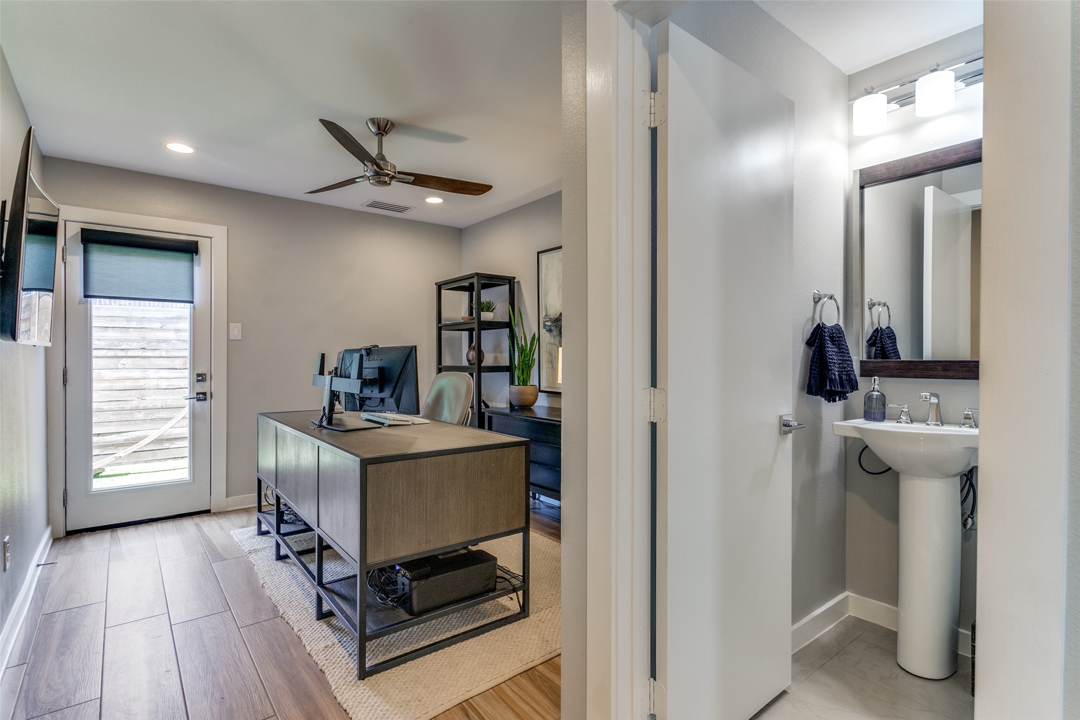 1925 California Drive Dallas TX 75204