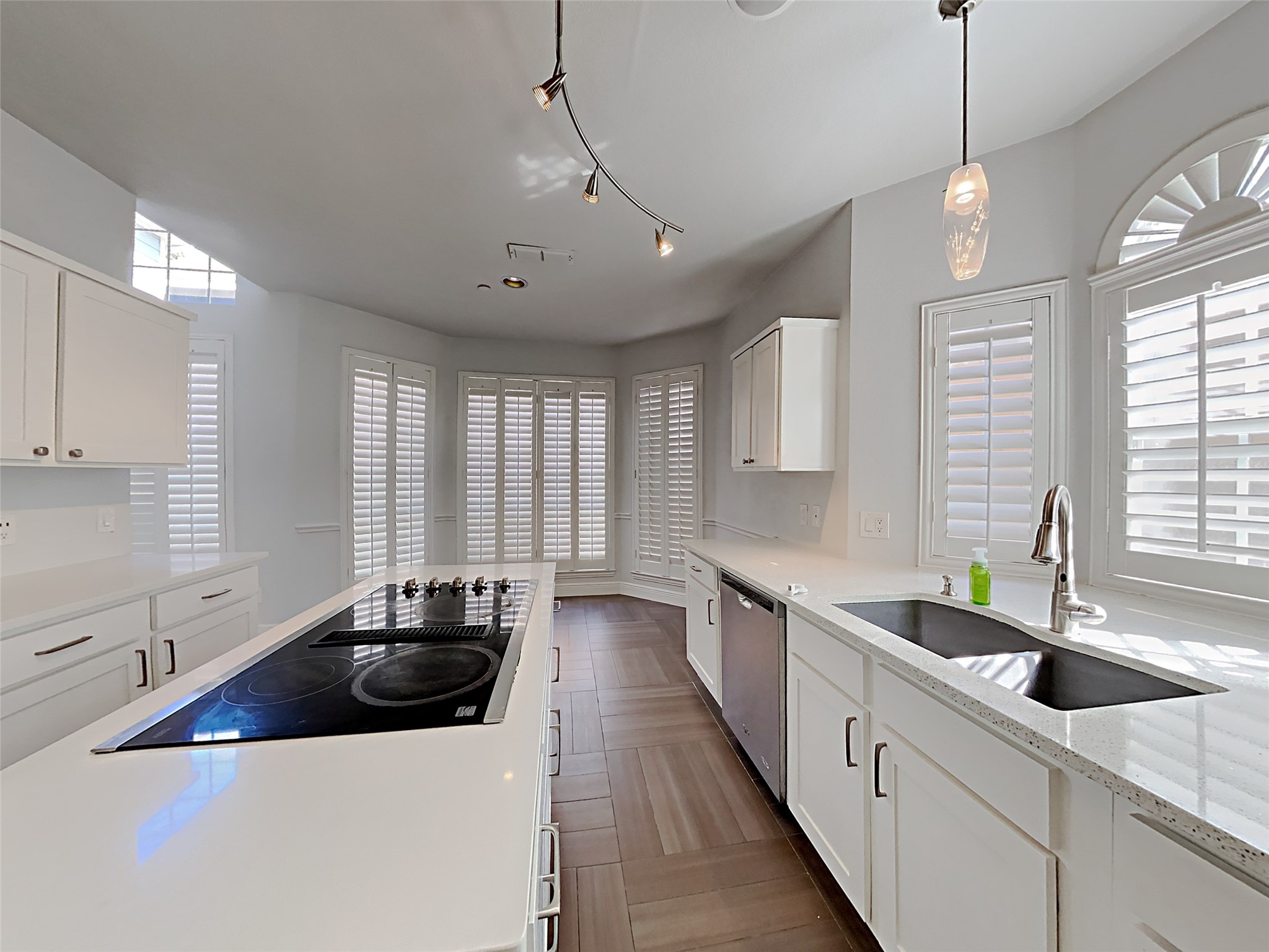 14620 Stratford Court Addison TX 75001