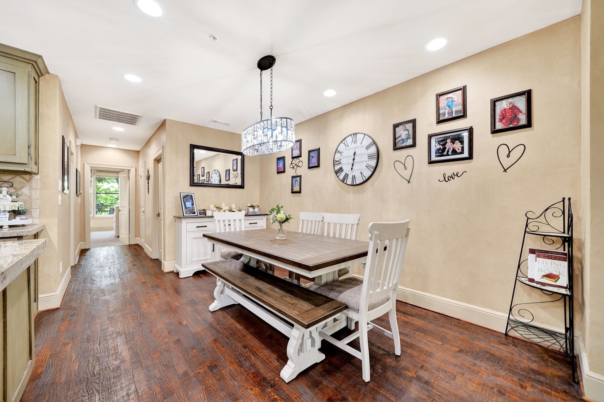 5055 Addison Circle Addison TX 75001