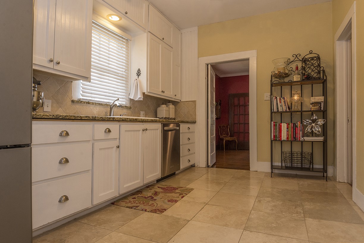 2241 W Rosedale Street S Fort Worth TX 76110