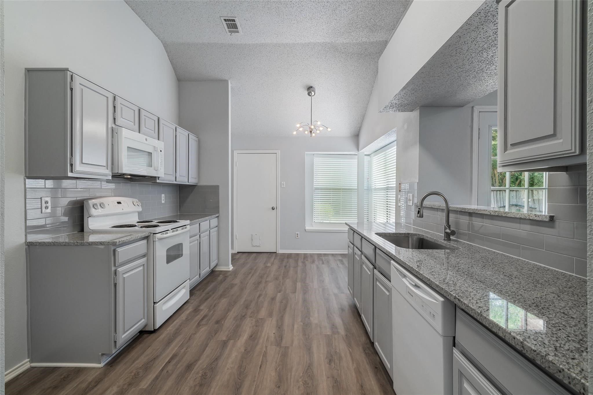 6310 Azalea Drive Rowlett TX 75089