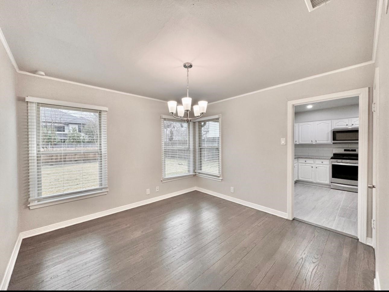 515 Bondstone Drive Dallas TX 75218