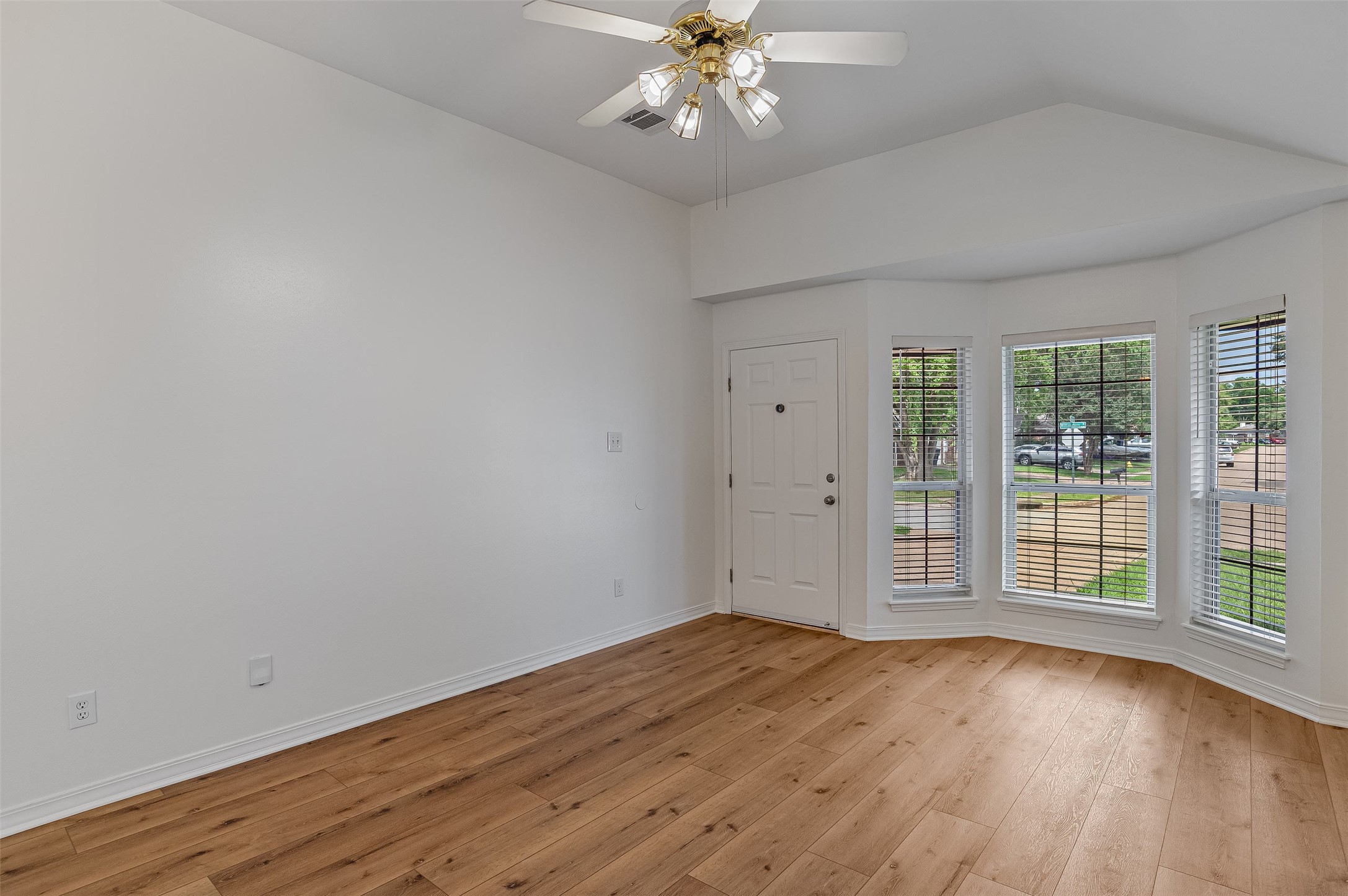 1435 Williamsburg Drive Bossier City LA 71112