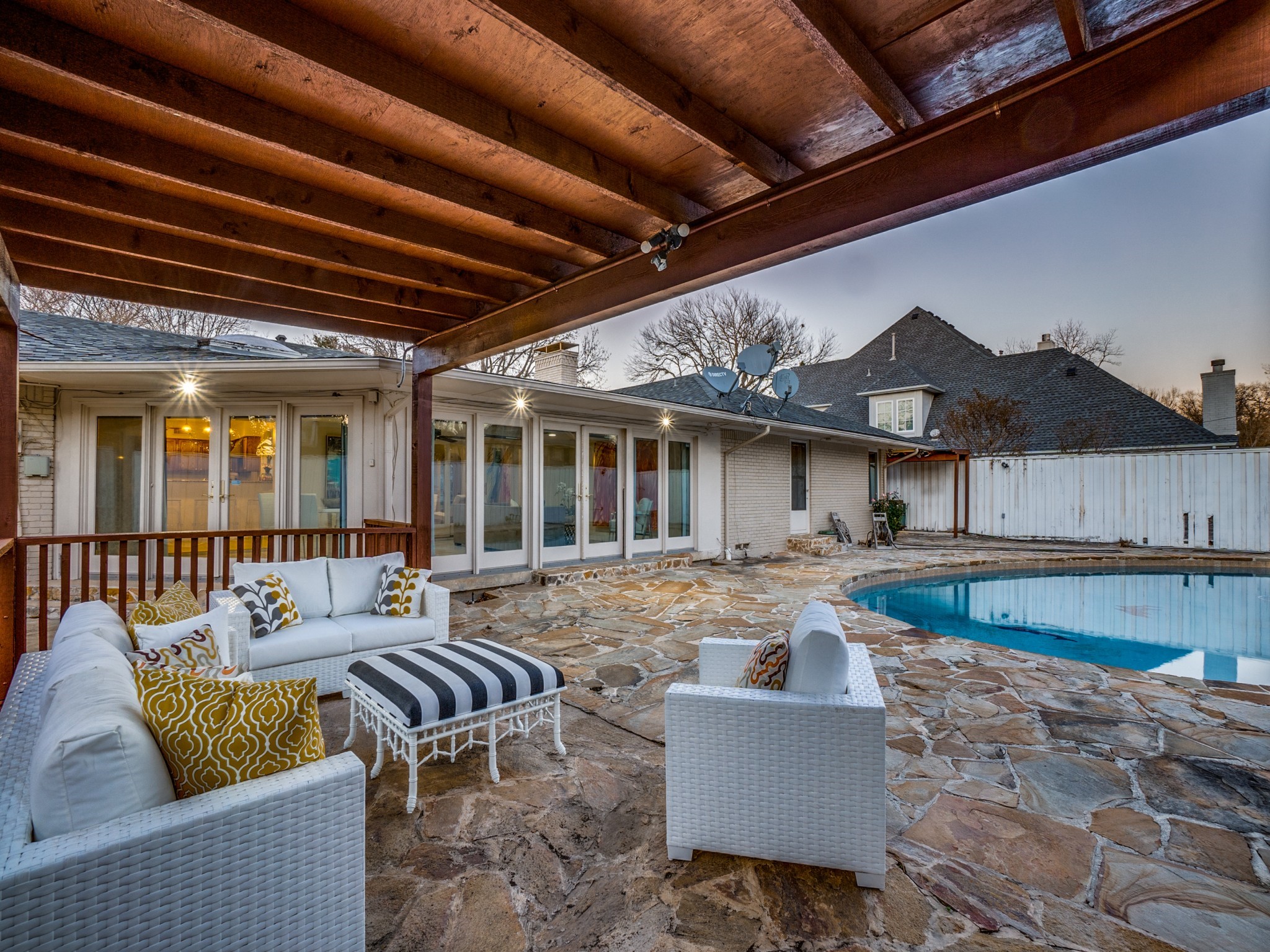6106 Meadowcrest Drive Dallas TX 75230