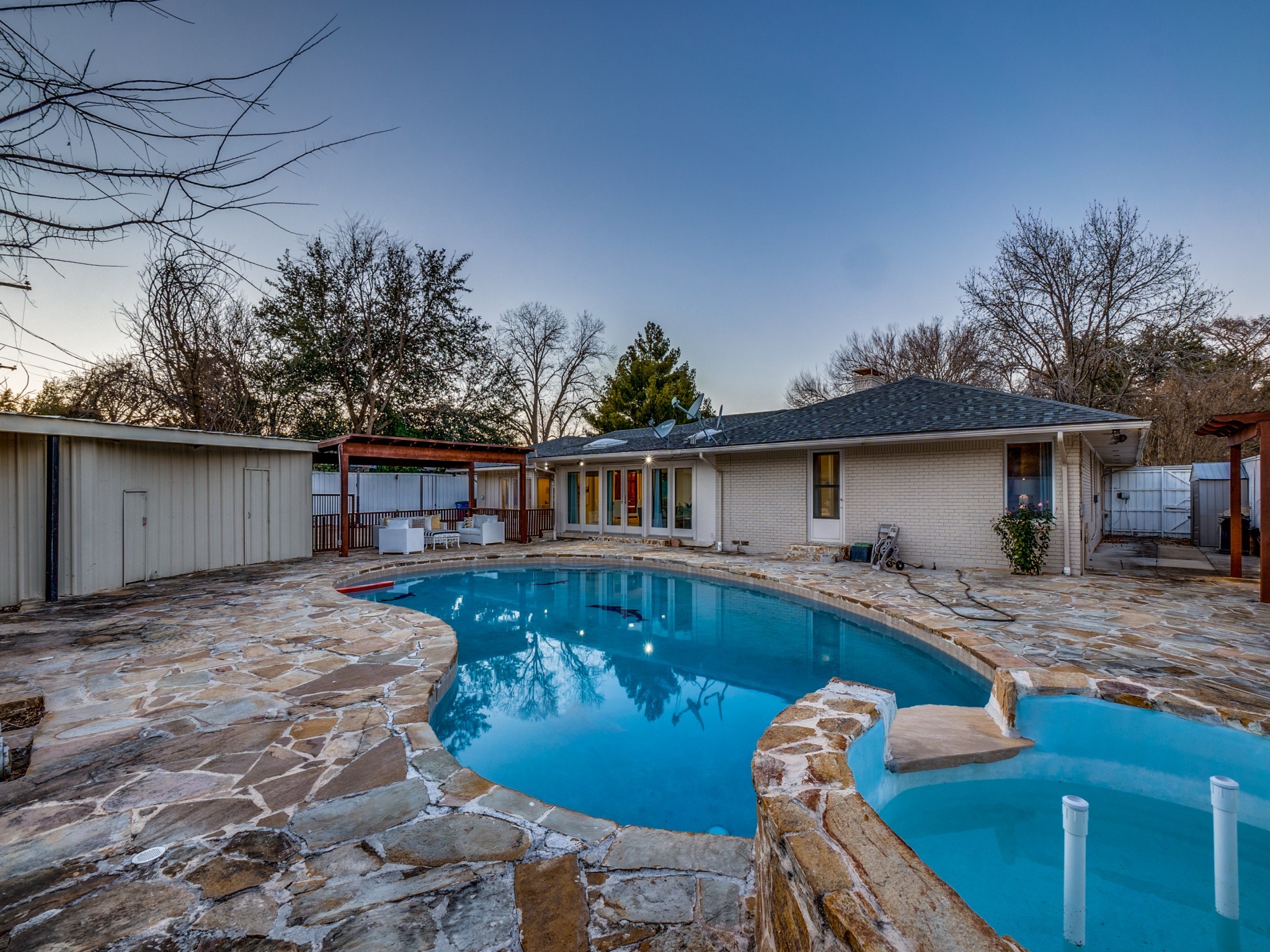 6106 Meadowcrest Drive Dallas TX 75230
