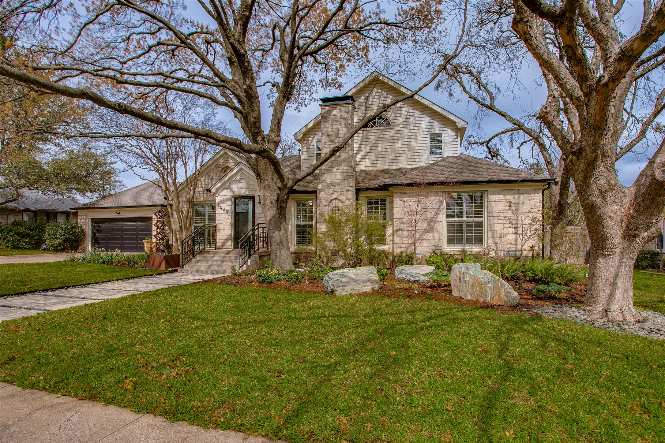 2045 Marydale Drive Dallas TX 75208