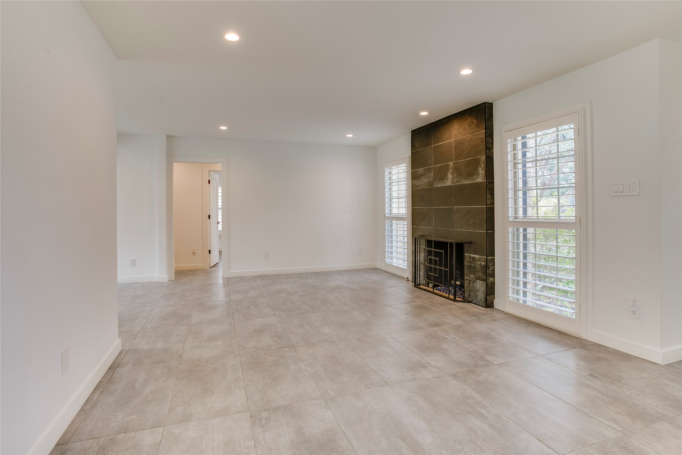 2045 Marydale Drive Dallas TX 75208