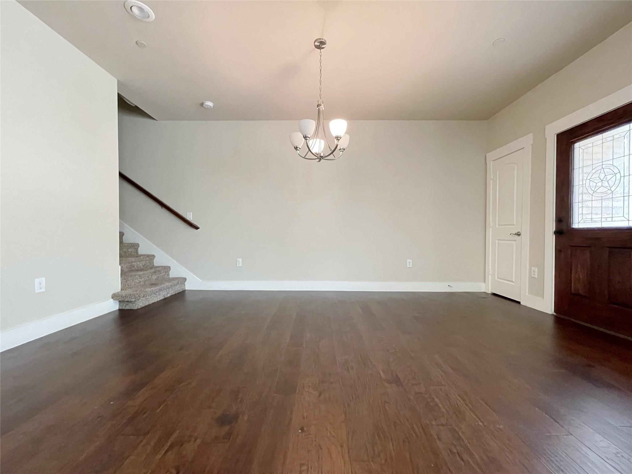 207 Lily Lane Lewisville TX 75057