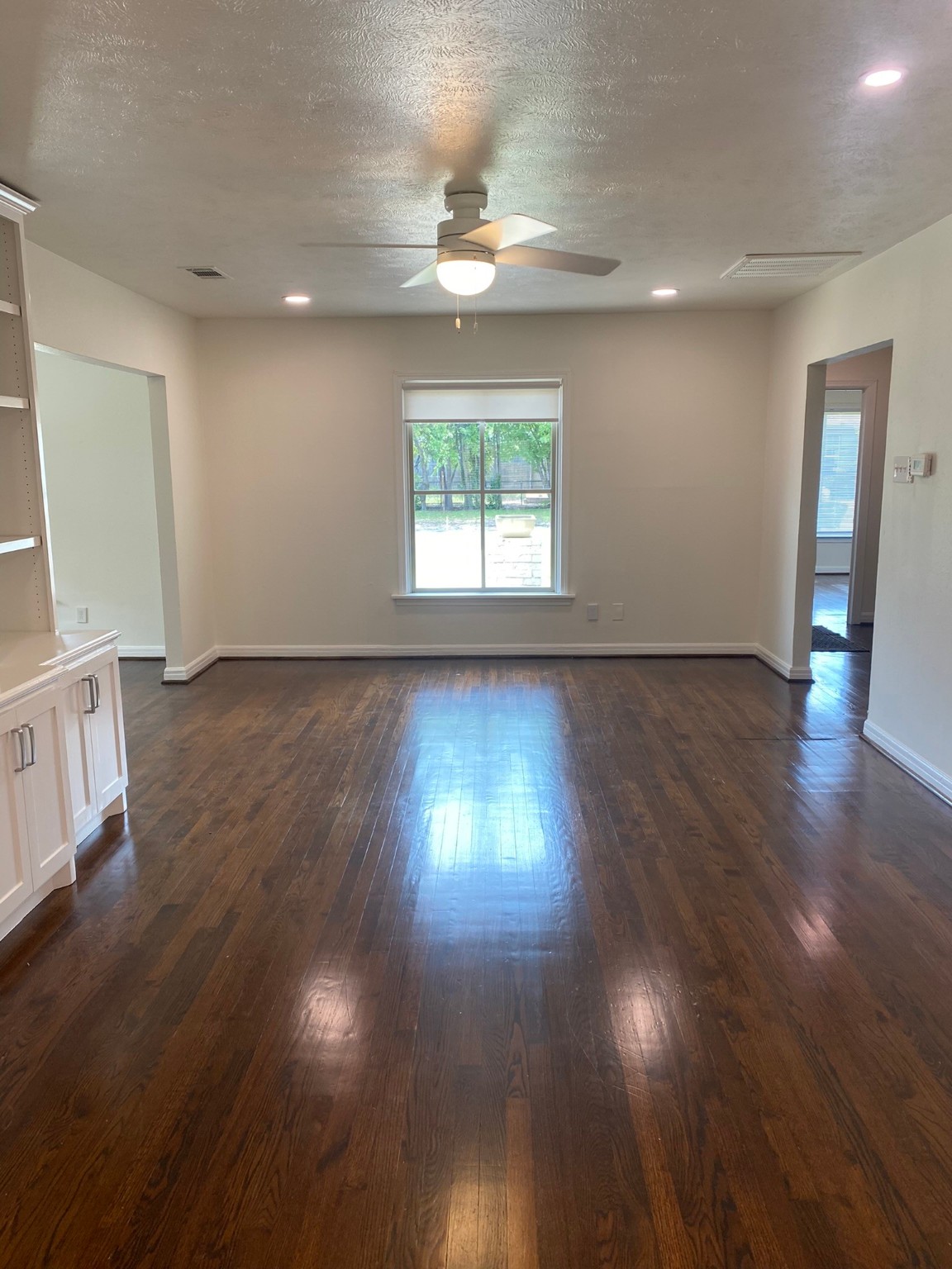 6903 Kenwell Street Dallas TX 75209