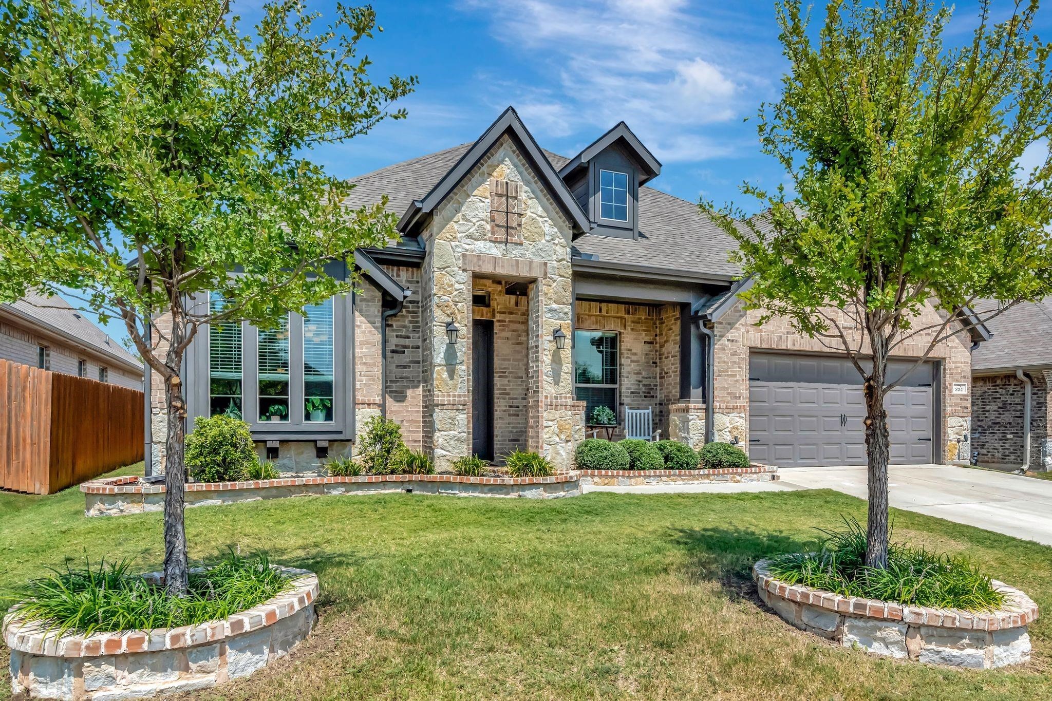324 Sugar Creek Lane Saginaw TX 76131