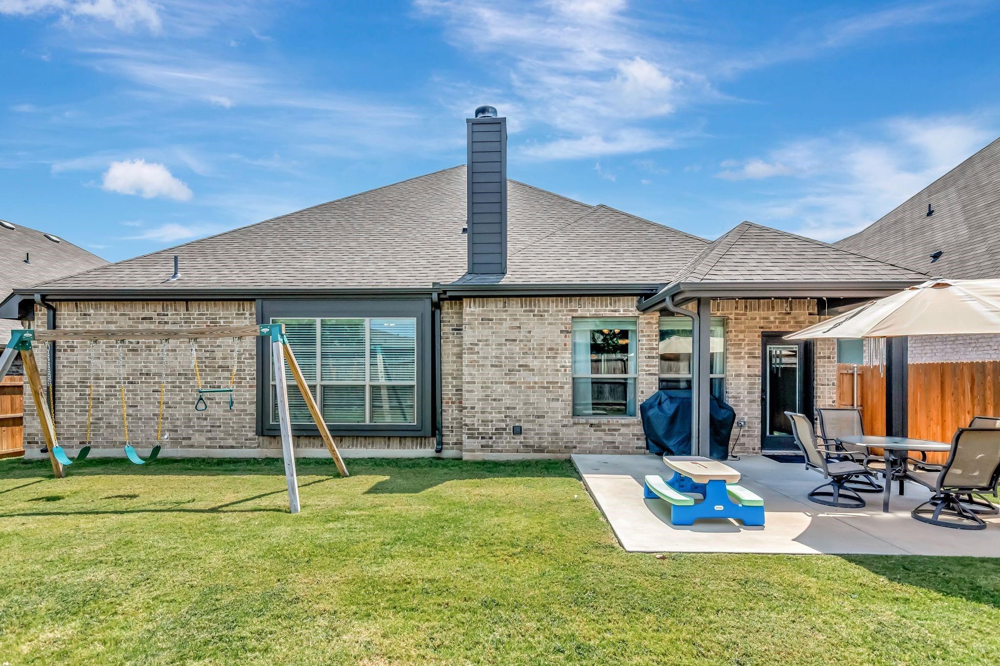 324 Sugar Creek Lane Saginaw TX 76131