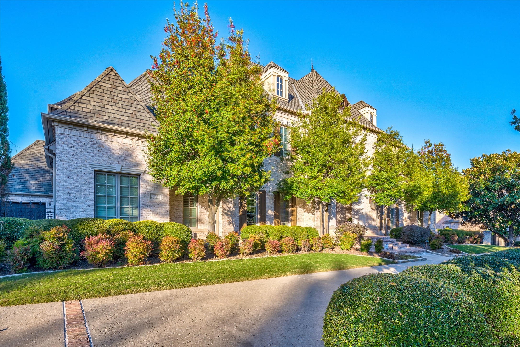 1819 Broken Bend Drive Westlake TX 76262
