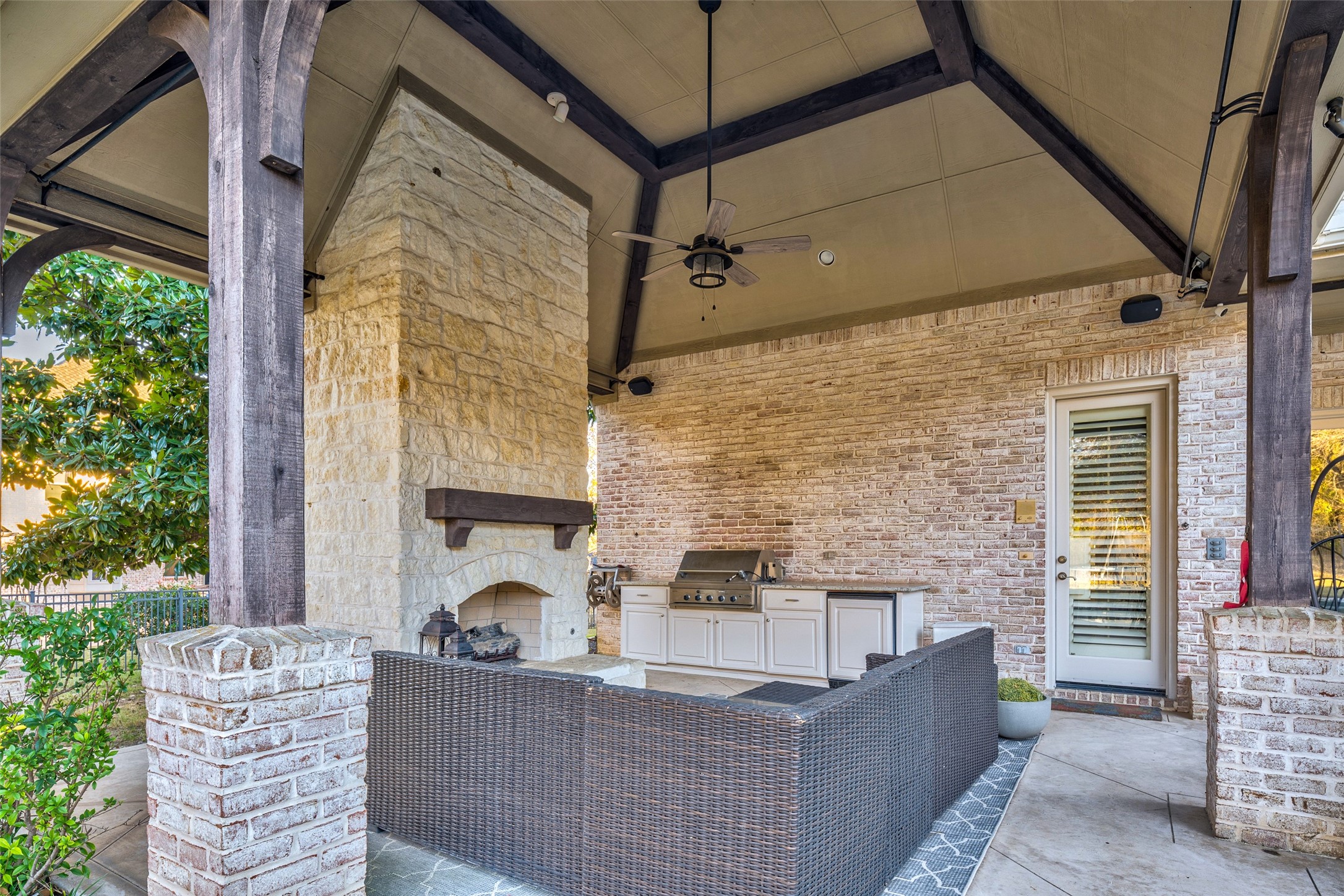 1819 Broken Bend Drive Westlake TX 76262