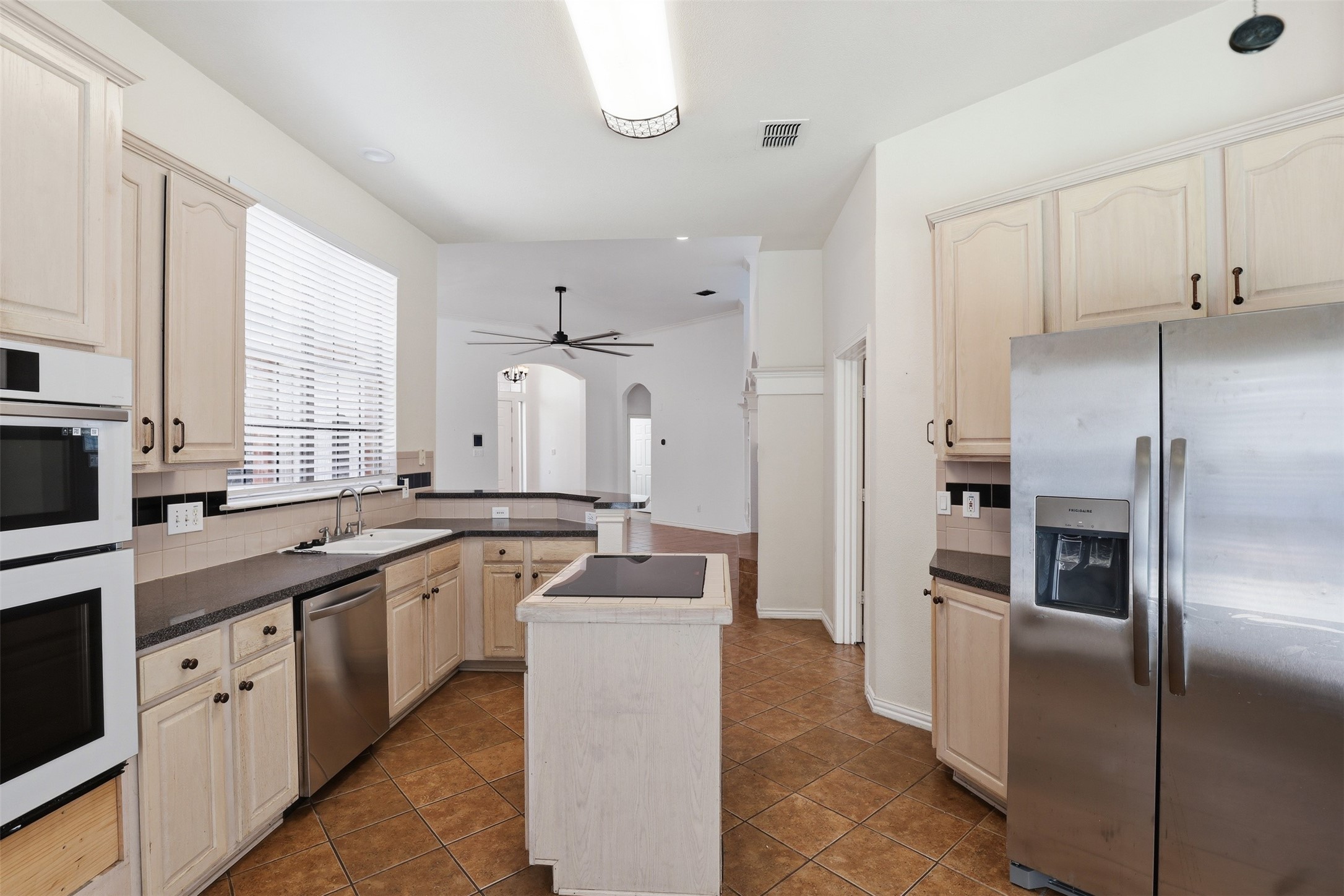 6320 Merritt Way Court Arlington TX 76018