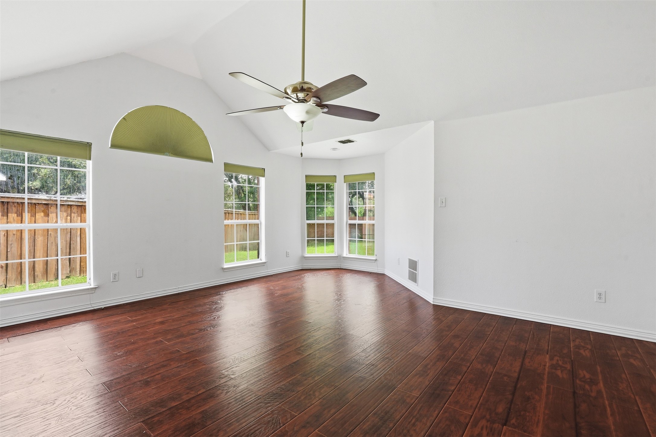 6320 Merritt Way Court Arlington TX 76018