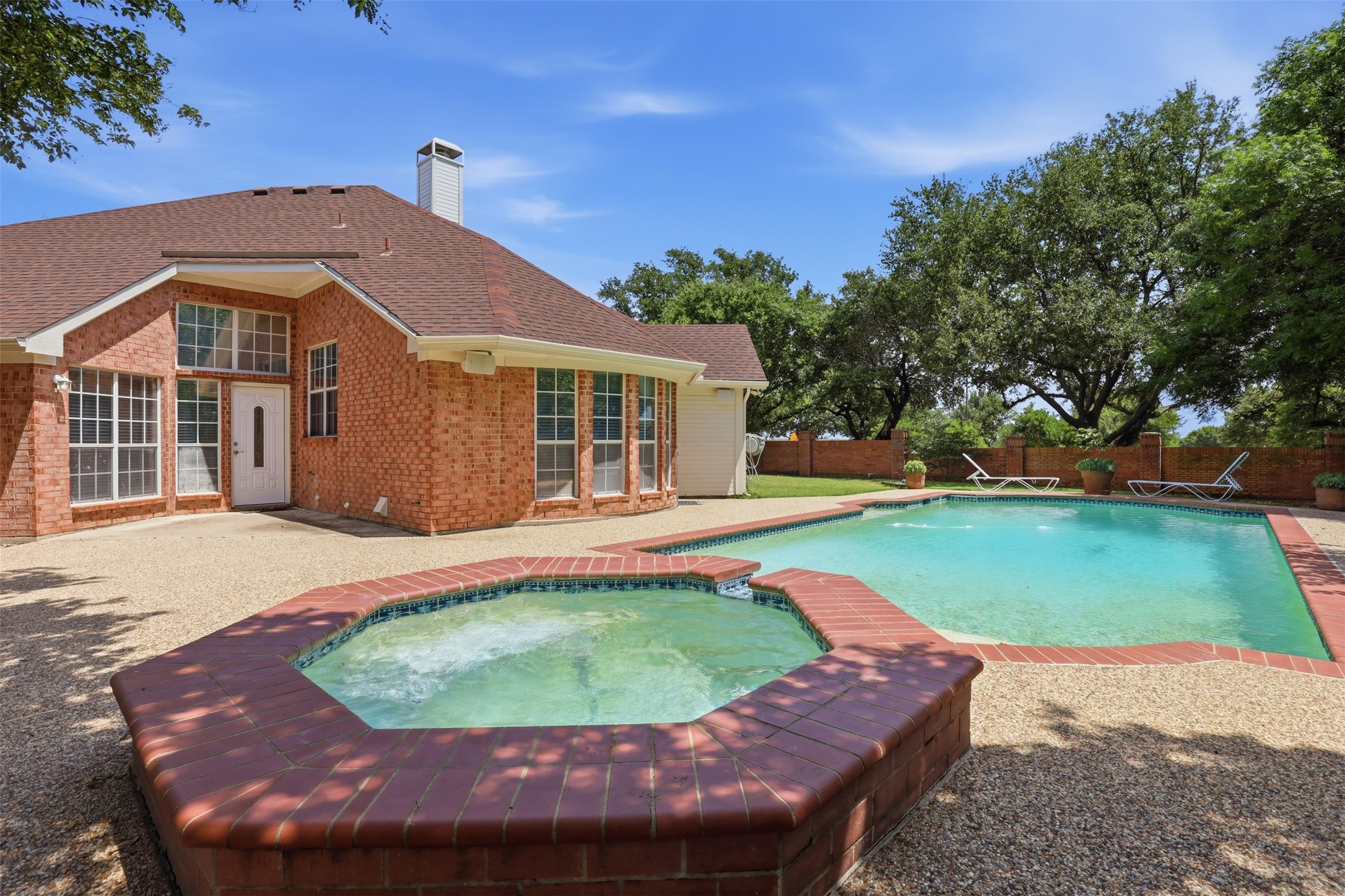 6320 Merritt Way Court Arlington TX 76018