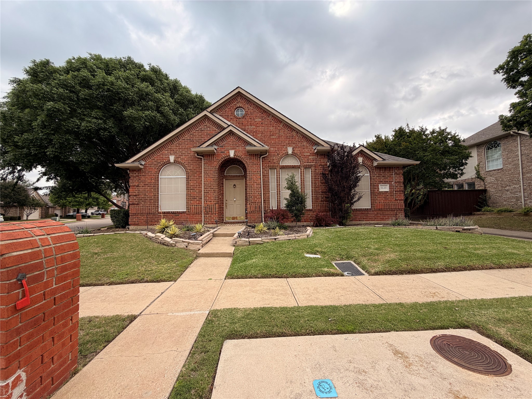 8640 Woodcreek Drive Irving TX 75063
