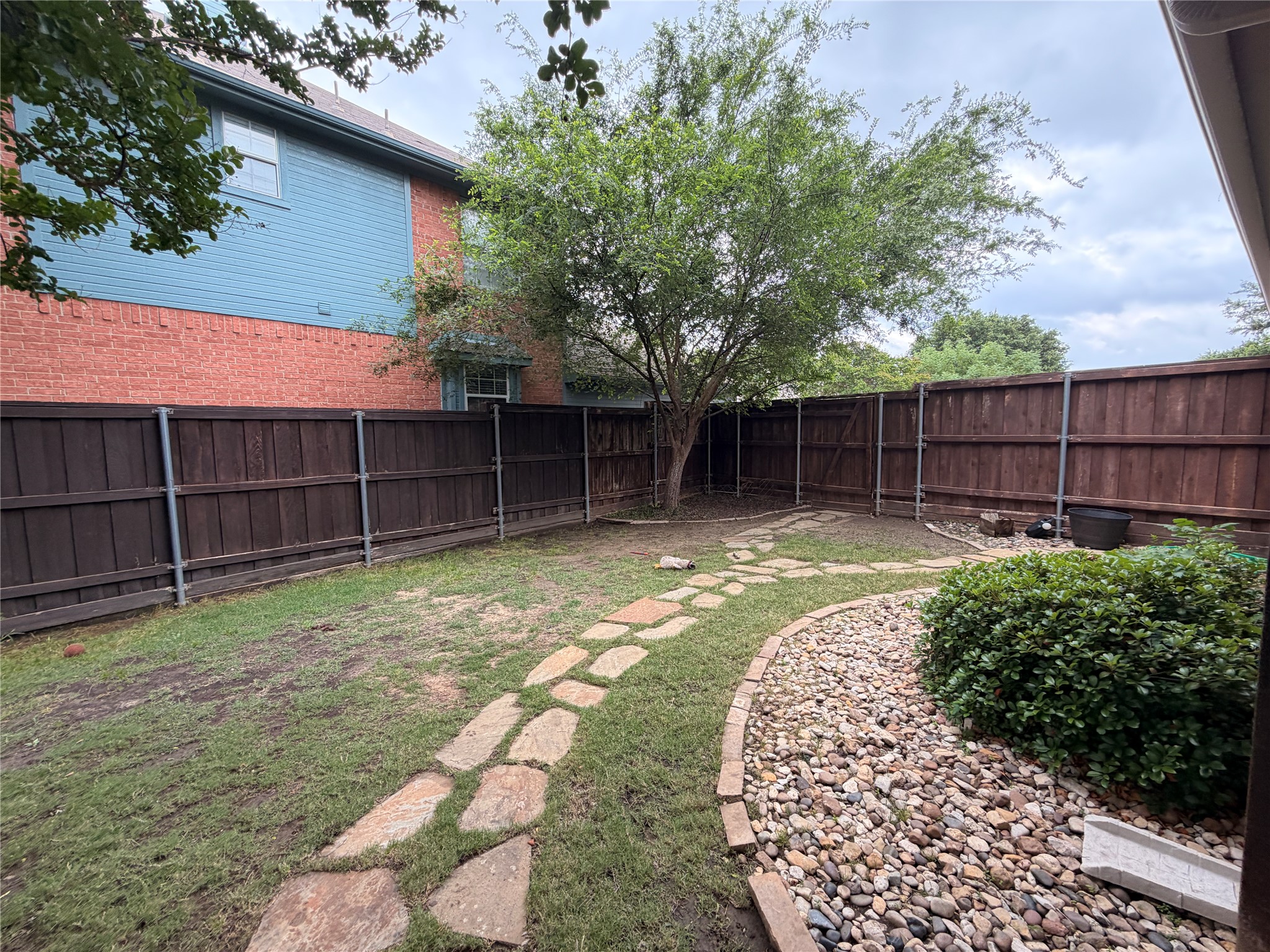 8640 Woodcreek Drive Irving TX 75063