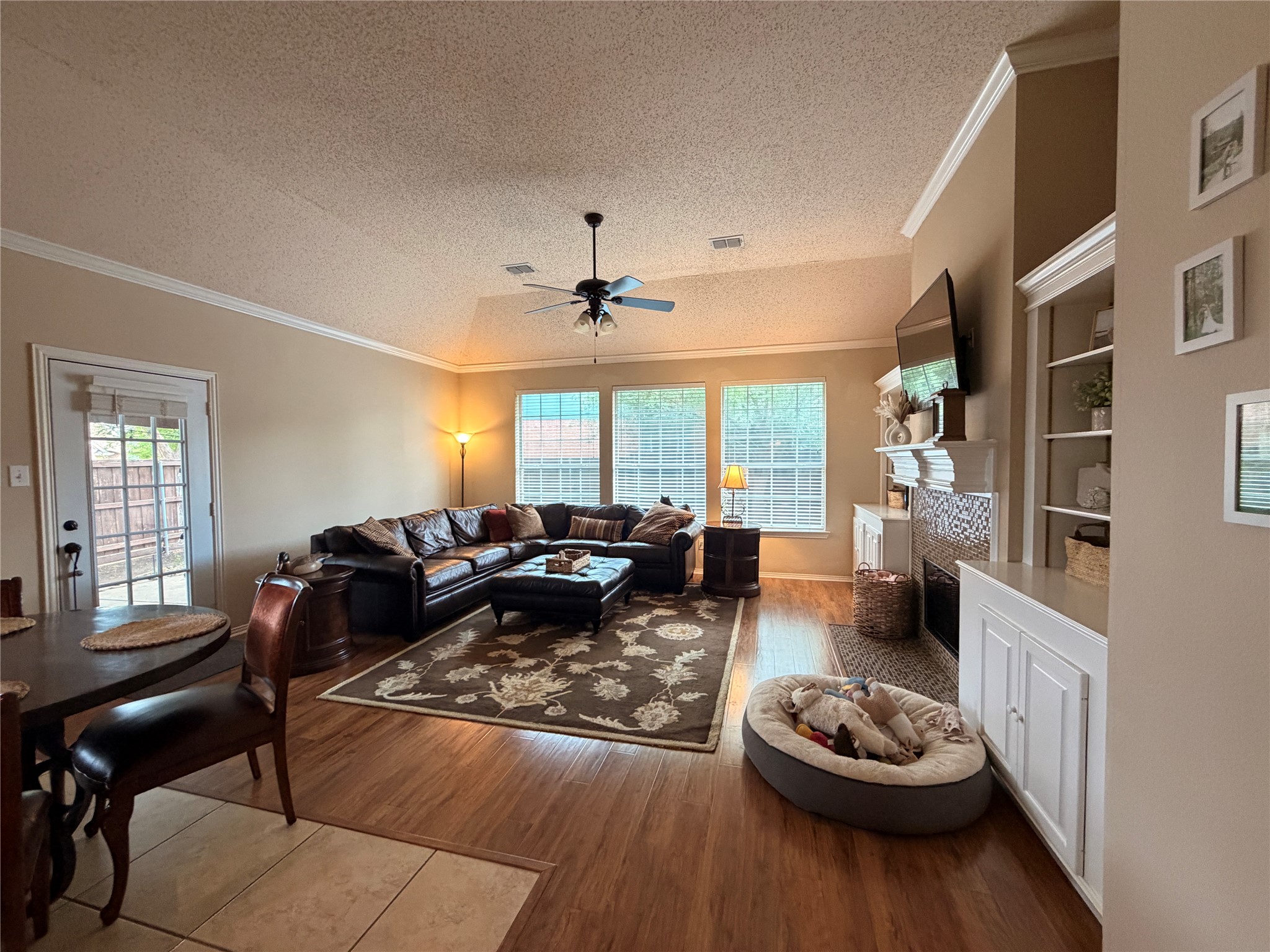 8640 Woodcreek Drive Irving TX 75063