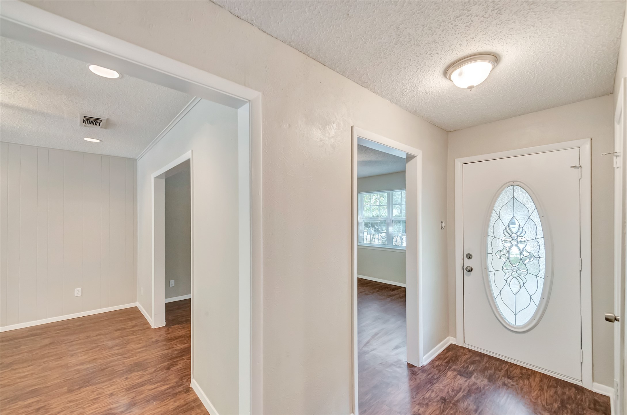 2833 Kingsbury Avenue Richland Hills TX 76118