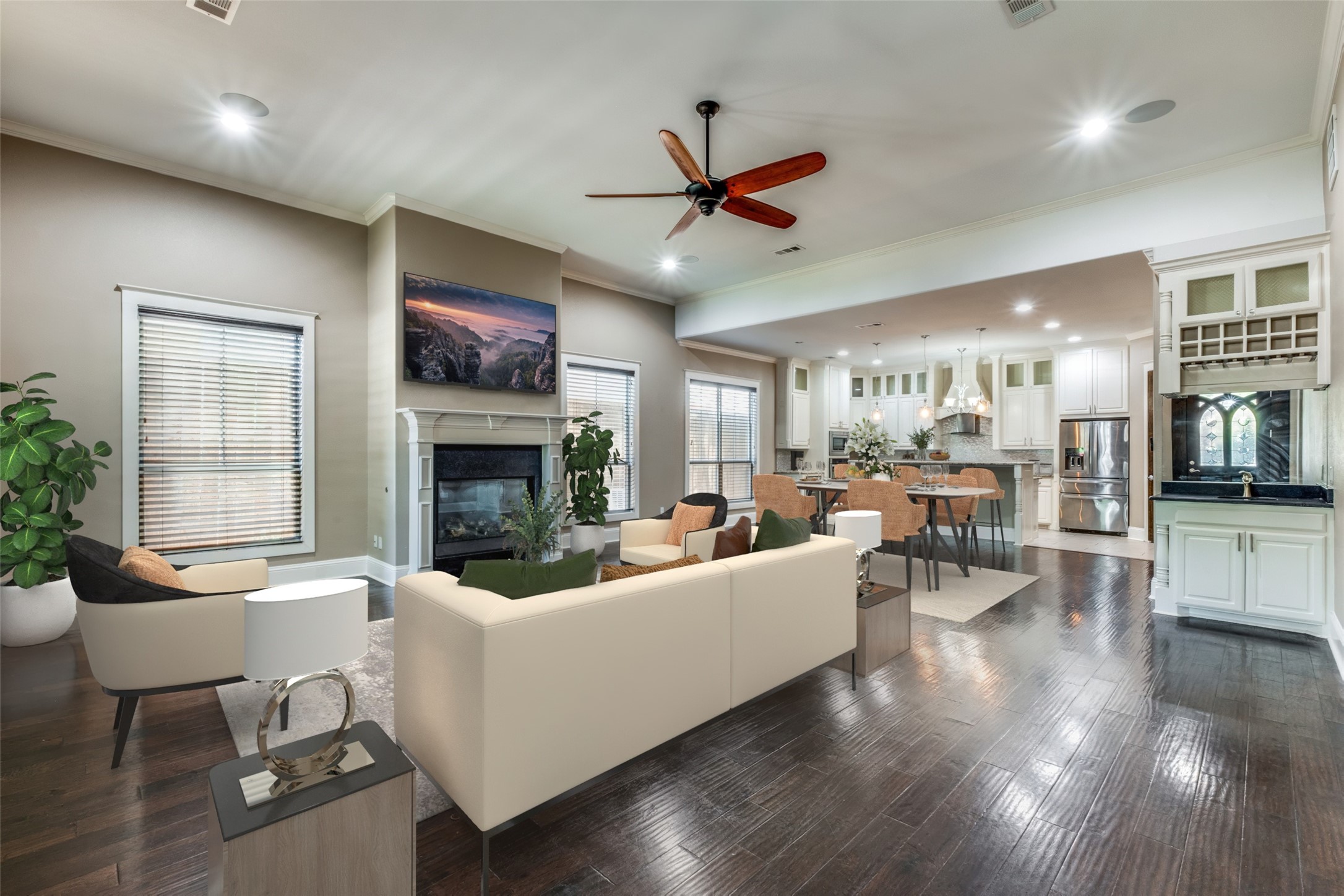 621 W 8th Street Dallas TX 75208