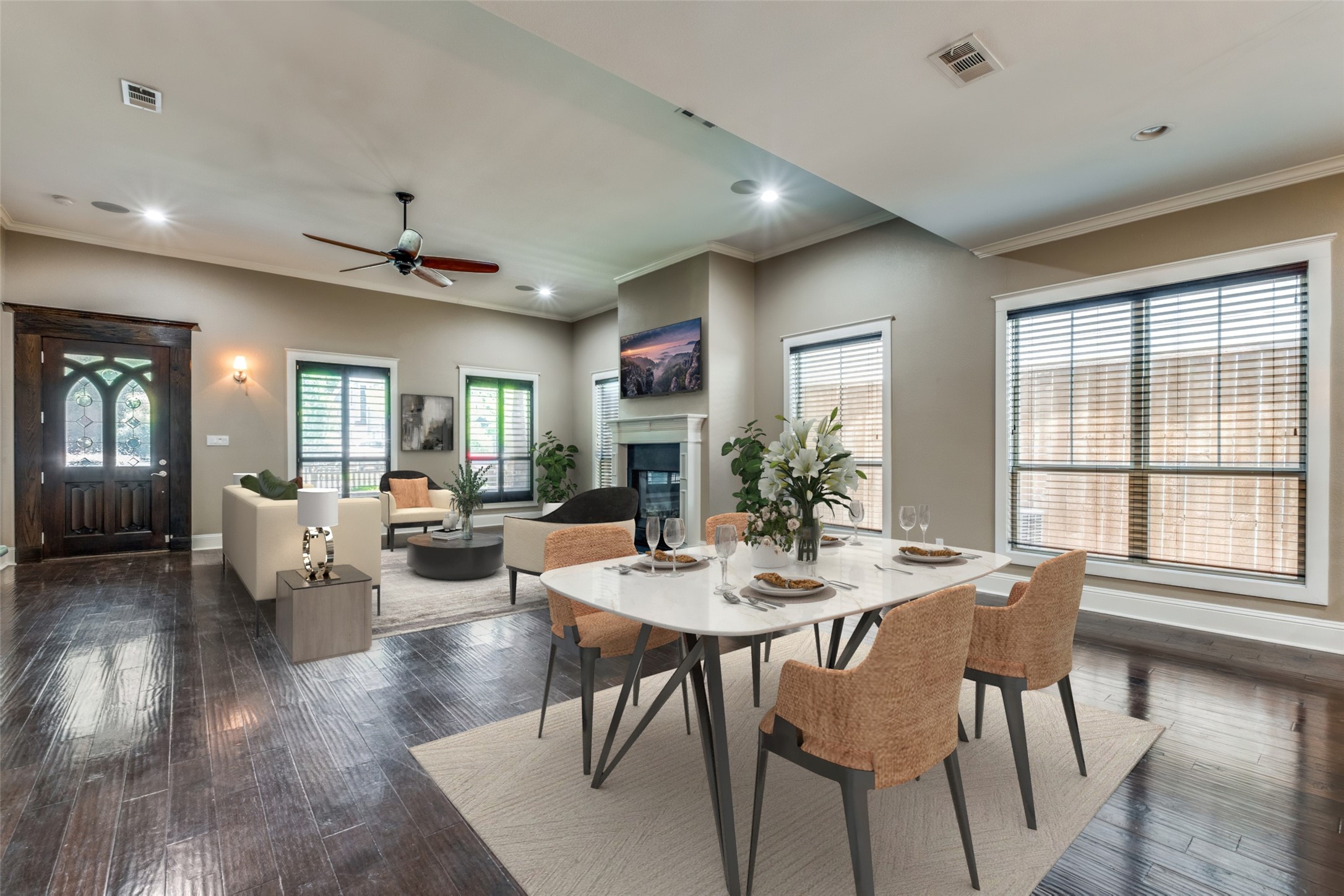 621 W 8th Street Dallas TX 75208