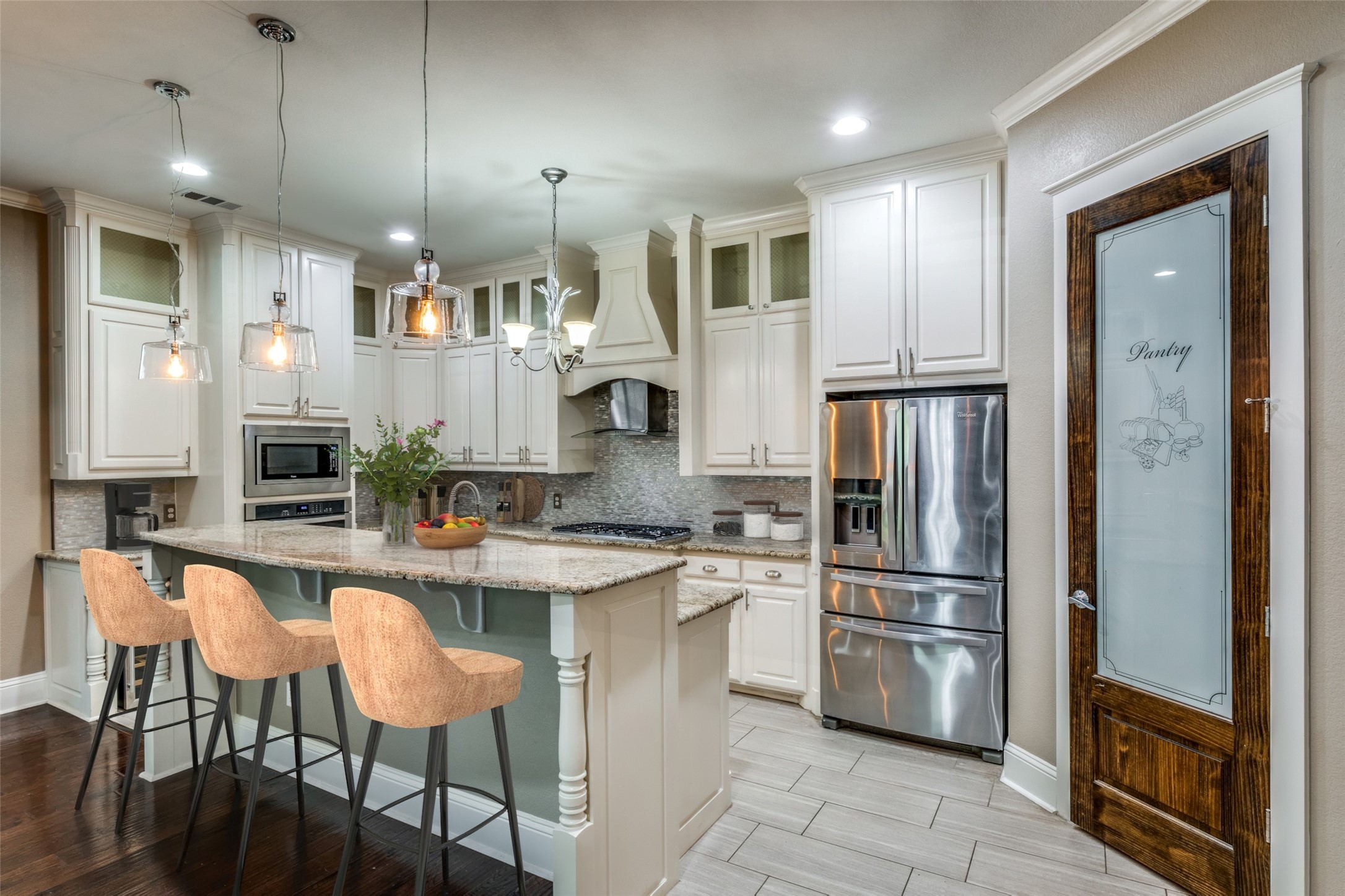 621 W 8th Street Dallas TX 75208