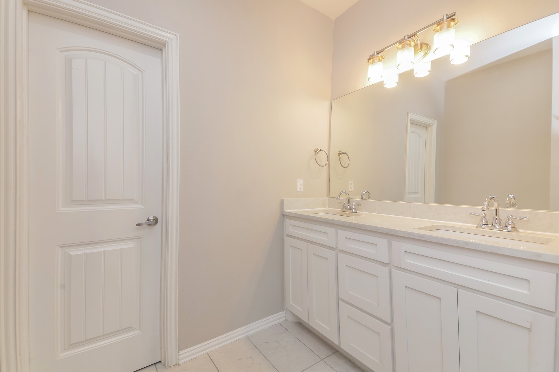 4030 Vineyard Drive Dallas TX 75212
