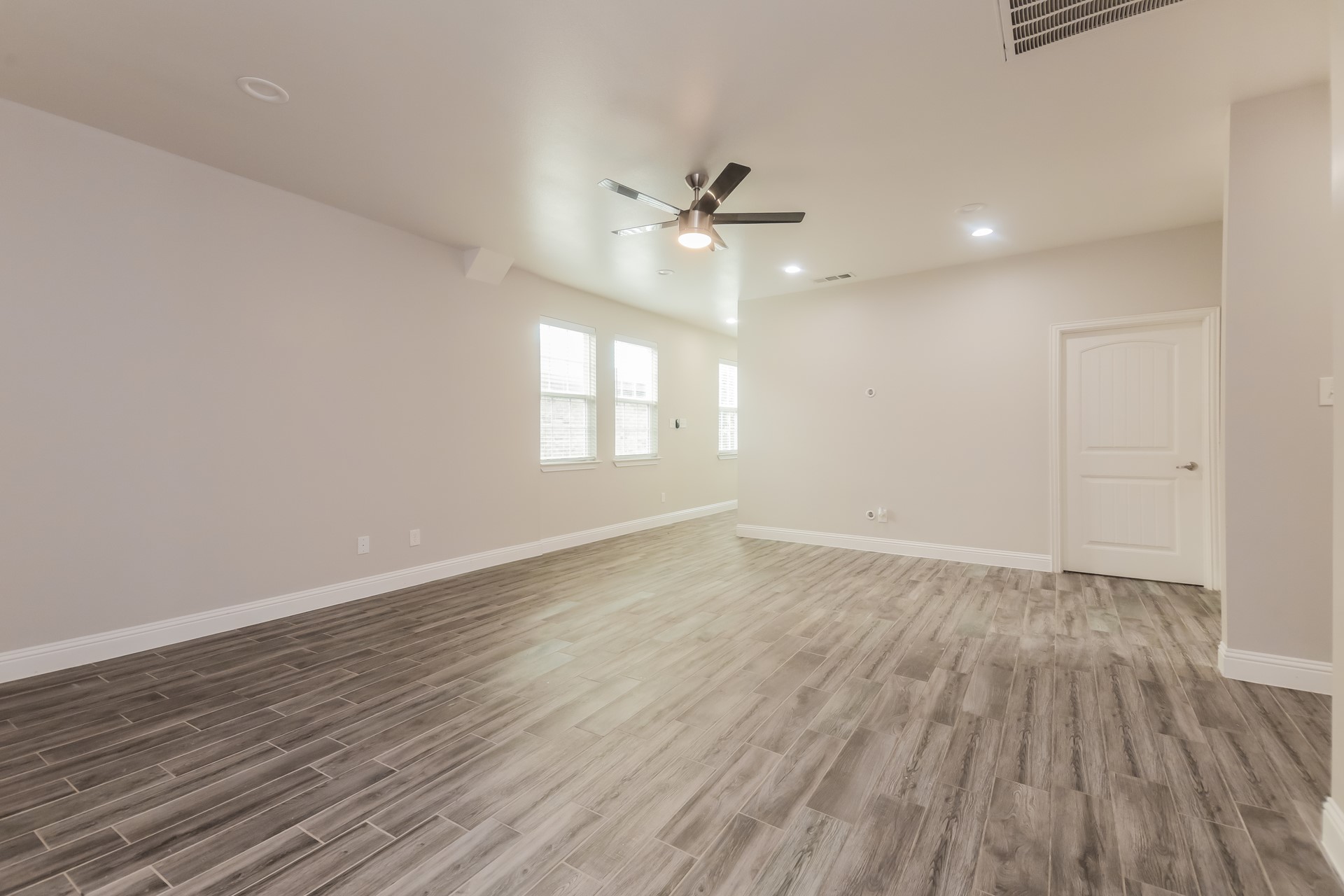 4030 Vineyard Drive Dallas TX 75212