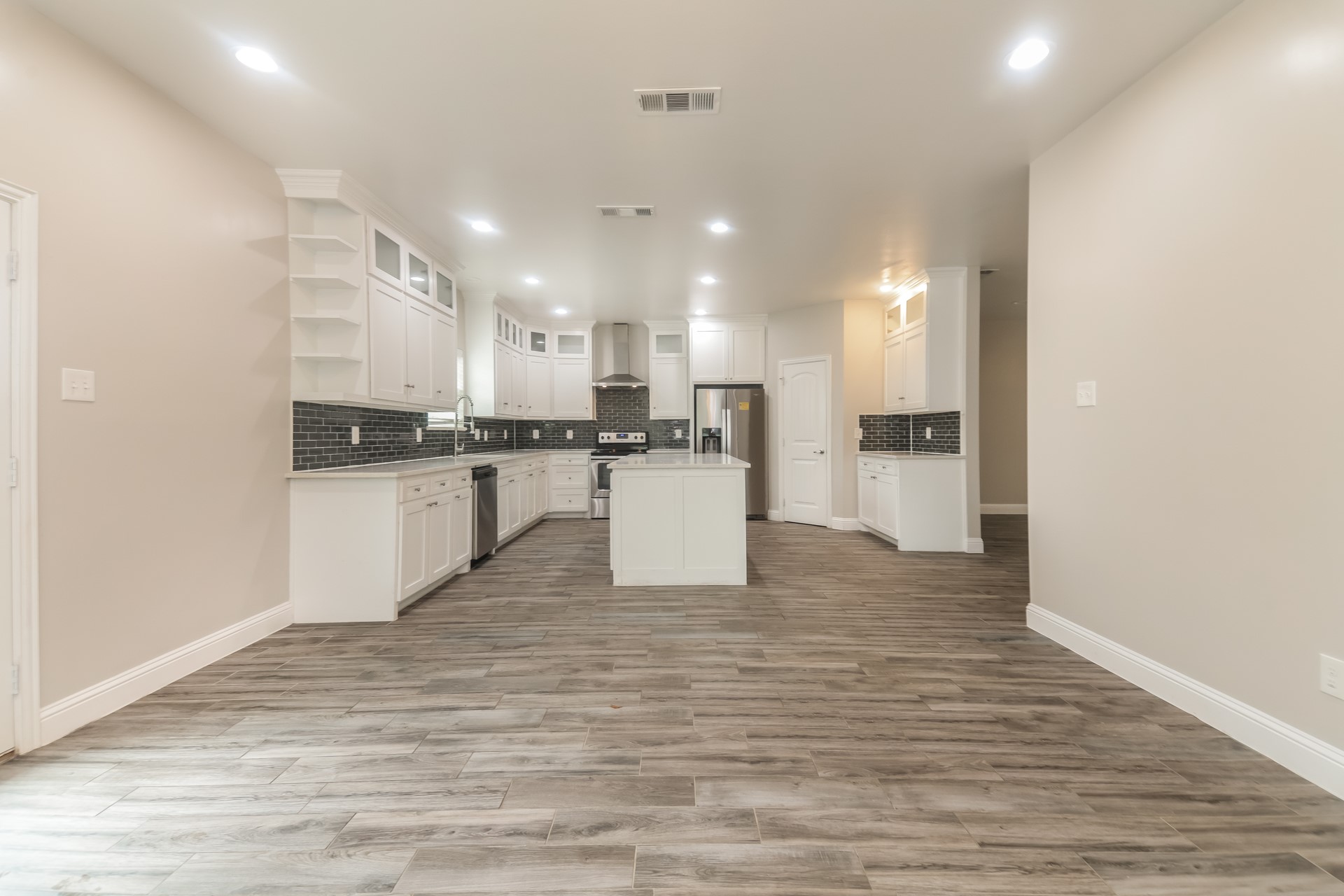 4030 Vineyard Drive Dallas TX 75212