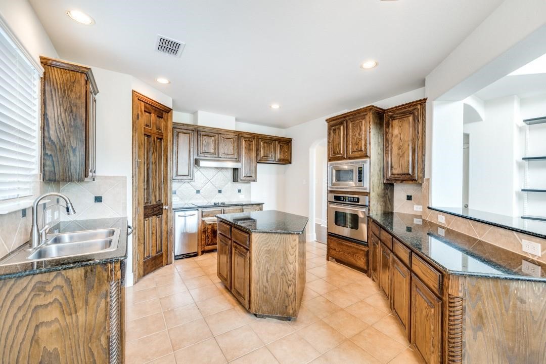 1331 Valley Vista Drive Irving TX 75063