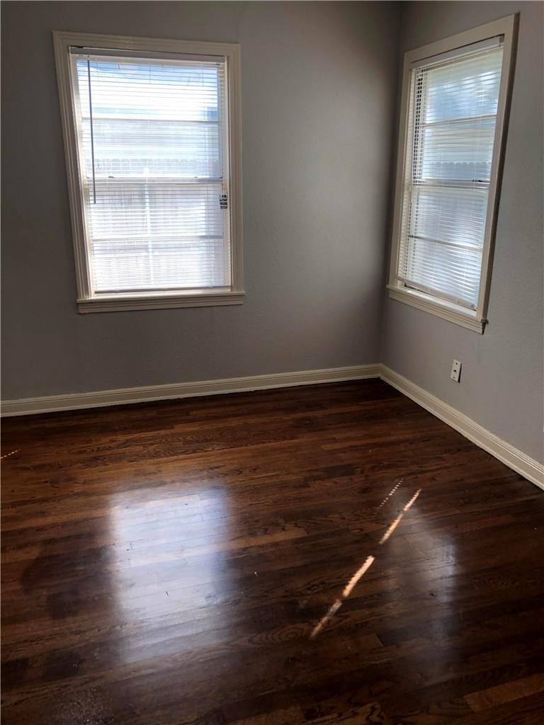 2809 S Hills Avenue Fort Worth TX 76109
