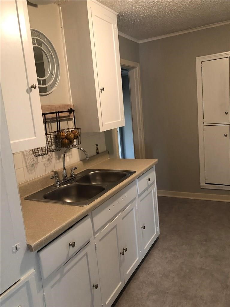 2809 S Hills Avenue Fort Worth TX 76109