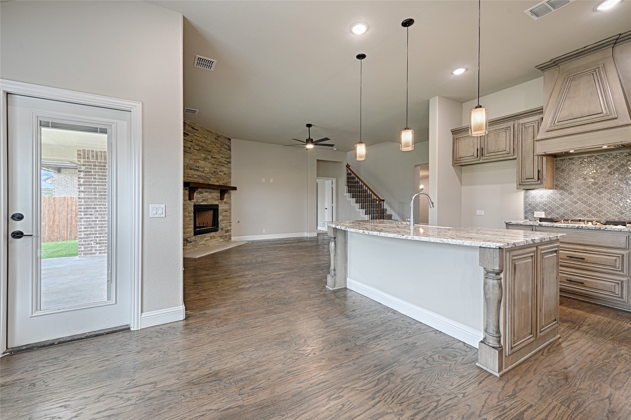 521 Livia Street Burleson TX 76028