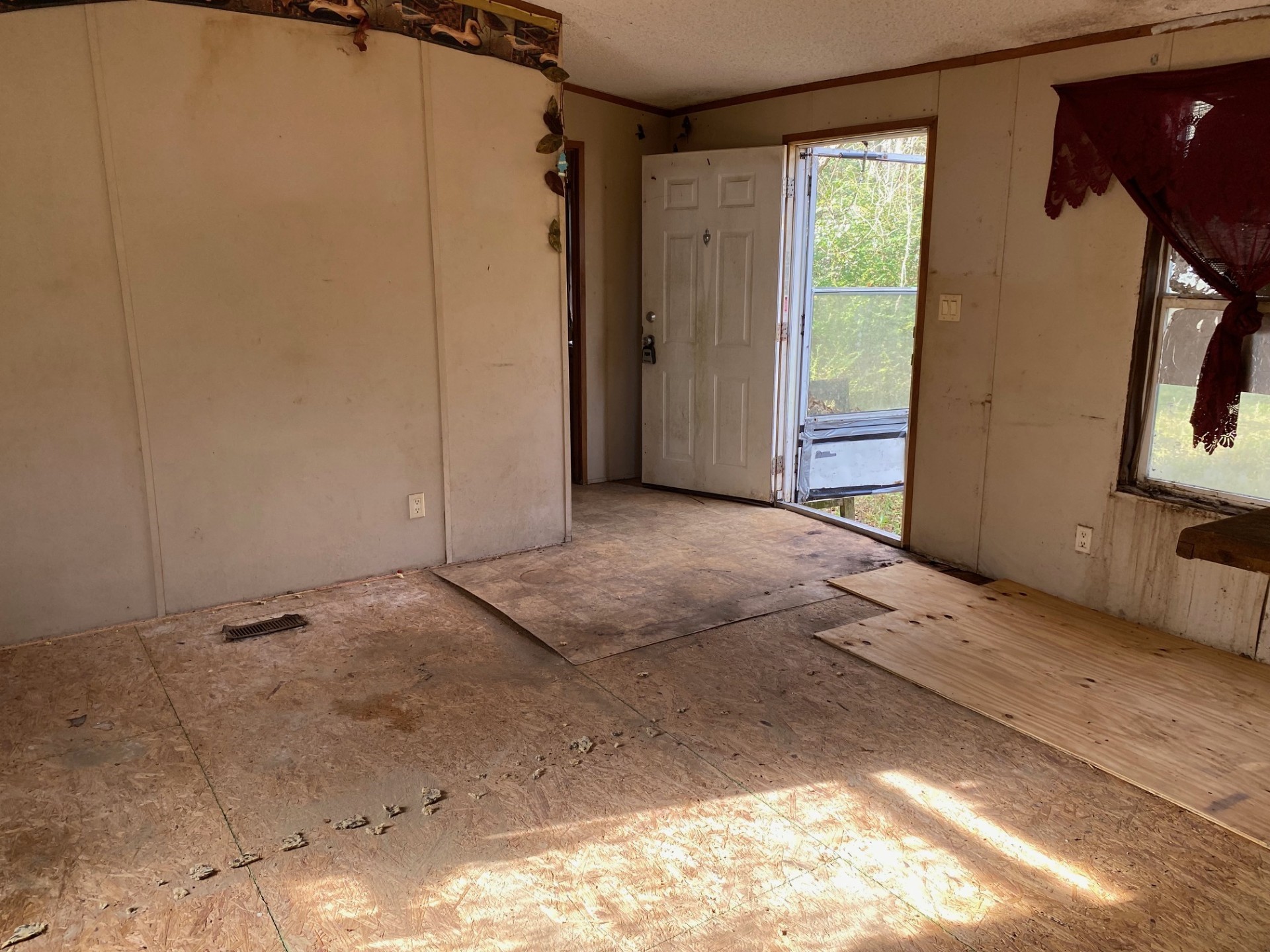 1233 Suncrest Circle Jasper TX 75951