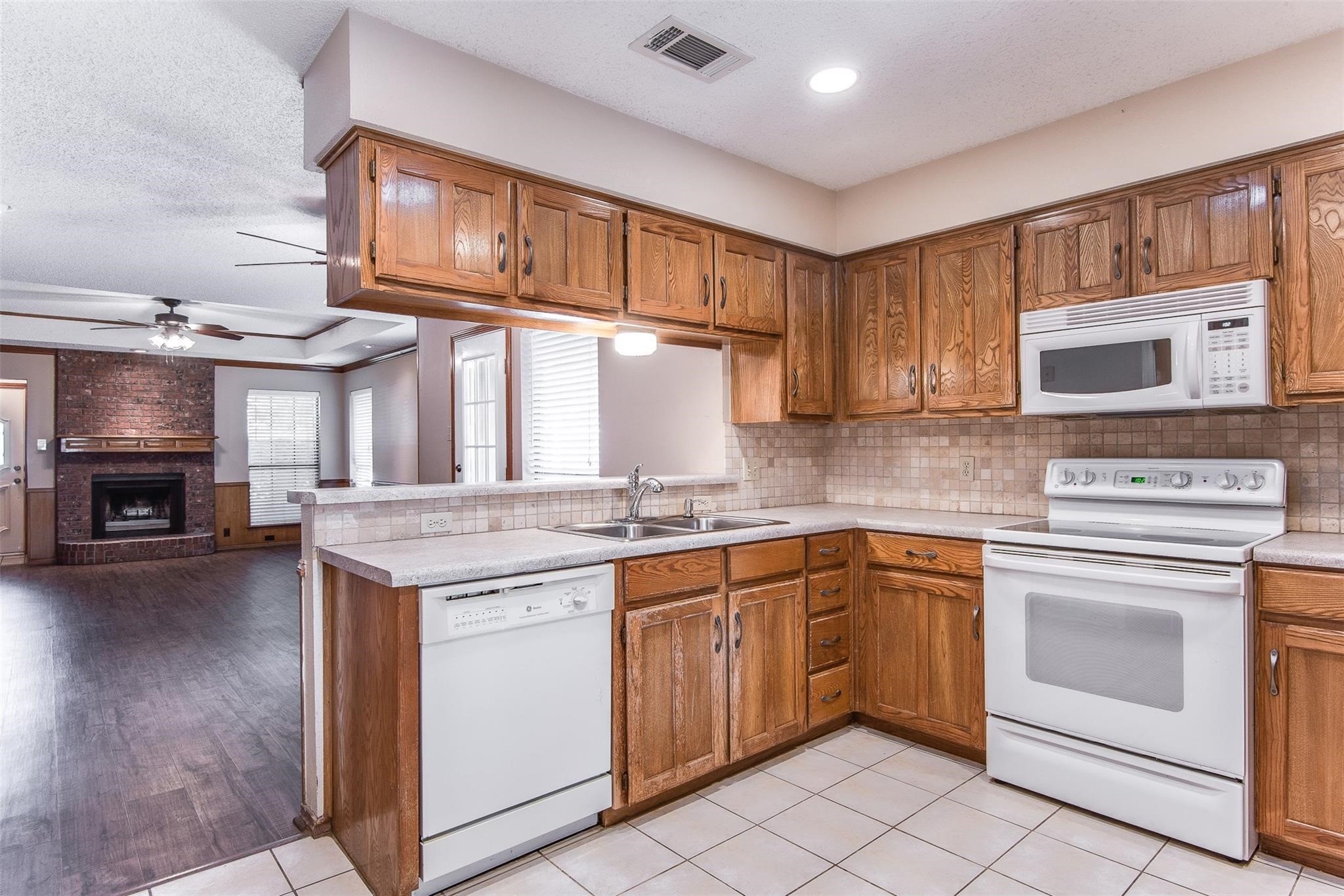 3924 Wentworth Drive Arlington TX 76001