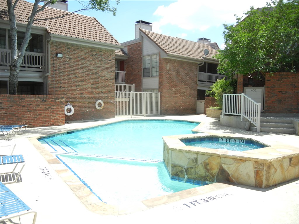 18240 Midway Road Dallas TX 75287
