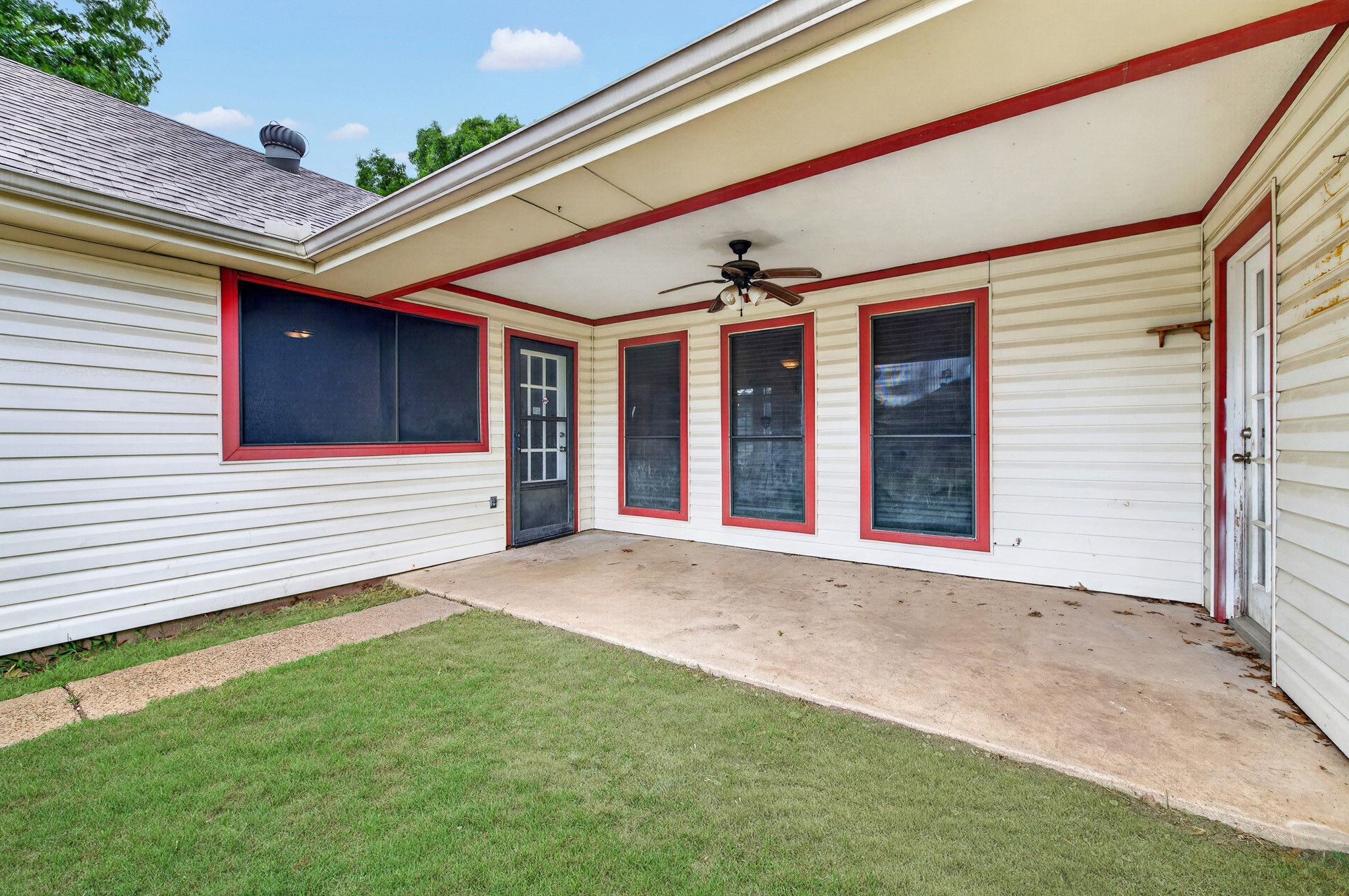 918 Green Brook Drive Allen TX 75002