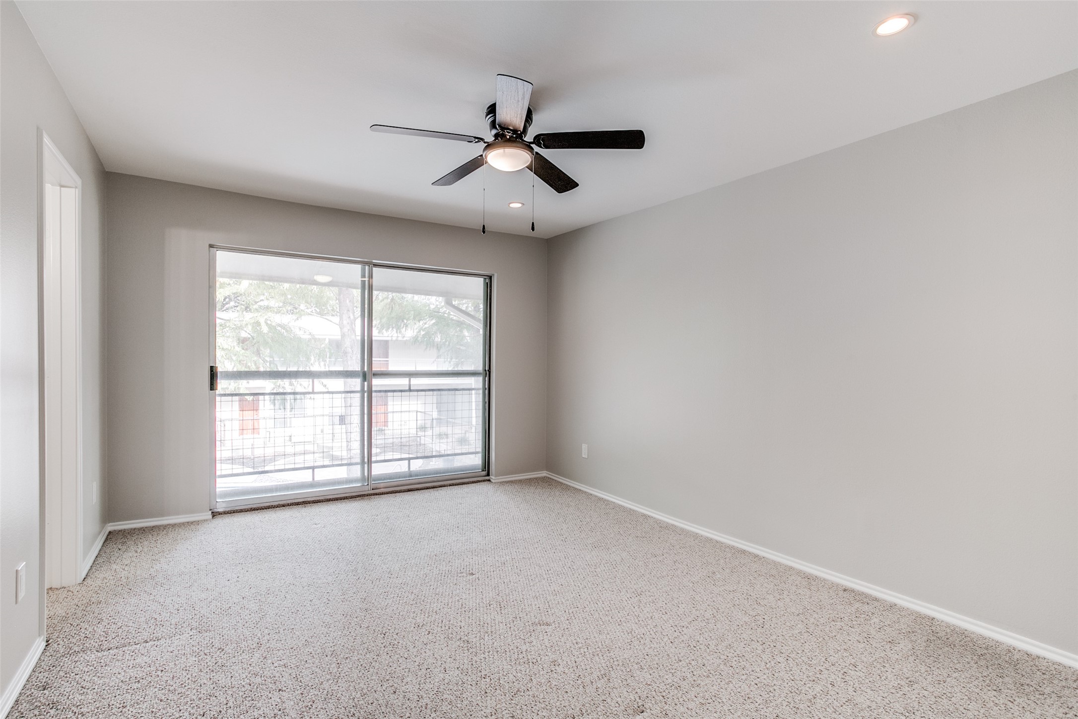 4616 W Lovers Lane Dallas TX 75209