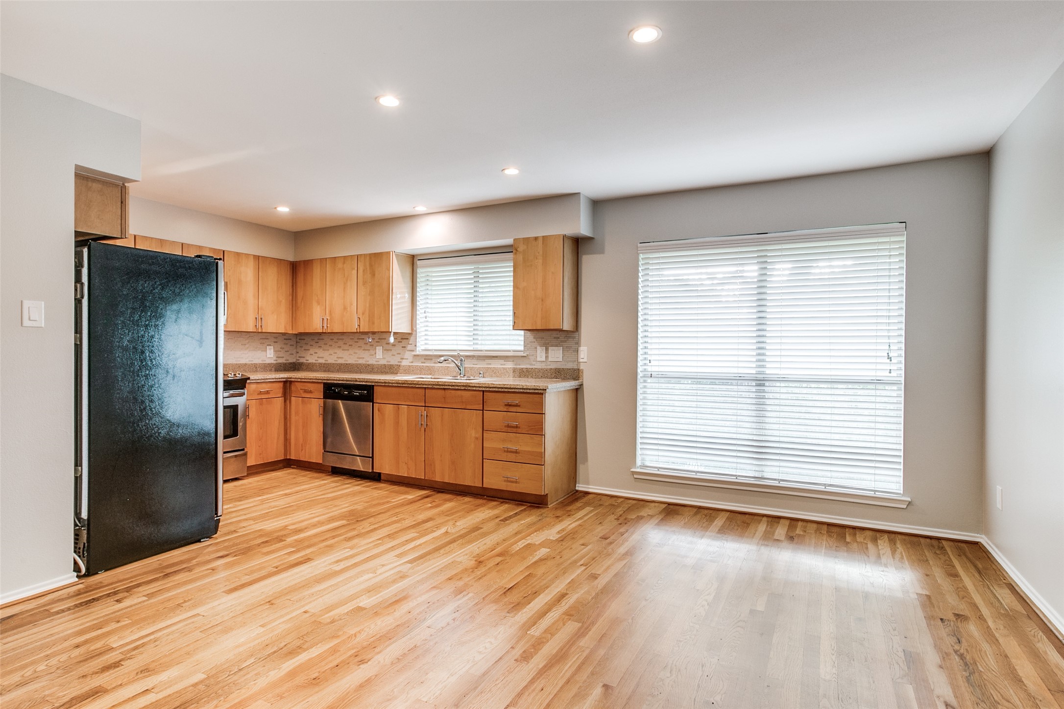 4616 W Lovers Lane Dallas TX 75209