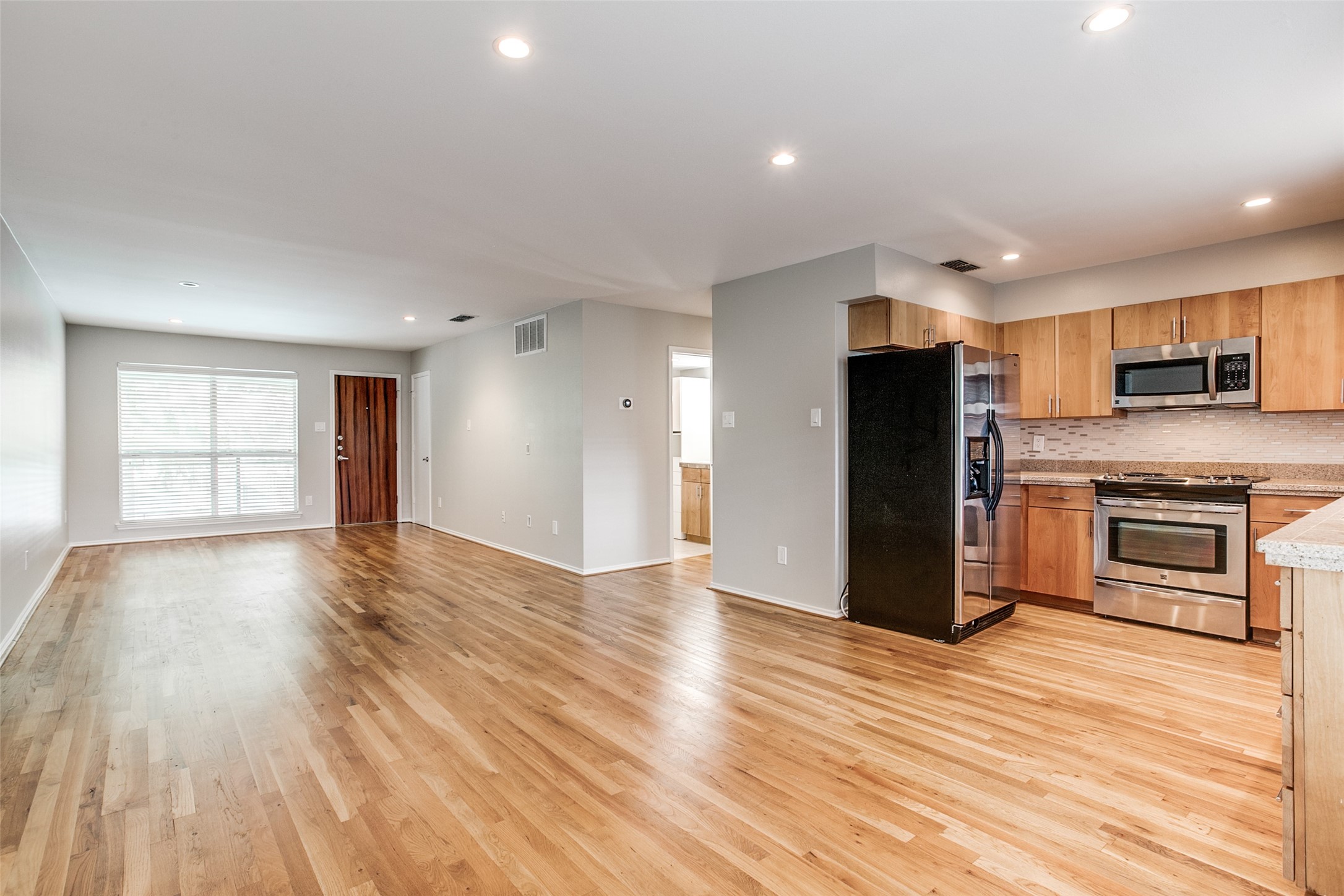 4616 W Lovers Lane Dallas TX 75209