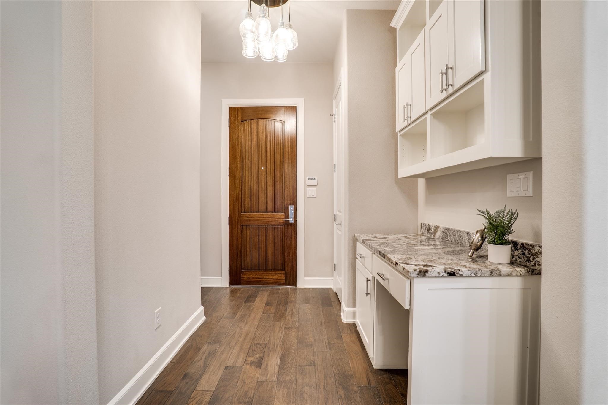 5015 Meridian Lane Addison TX 75001