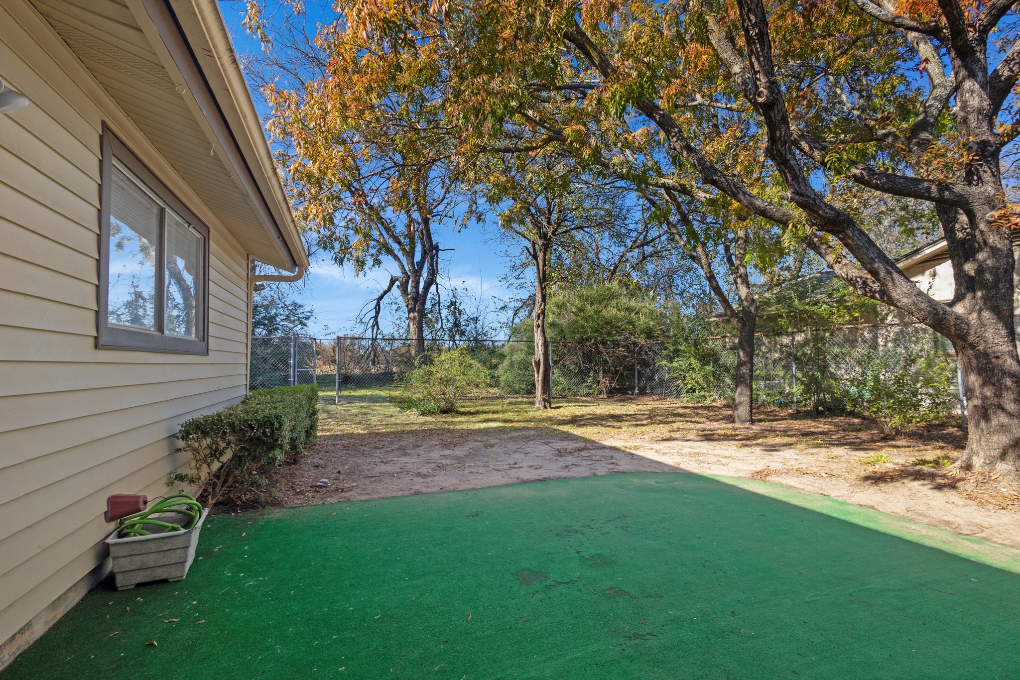 2821 N Bell Avenue Denton TX 76209