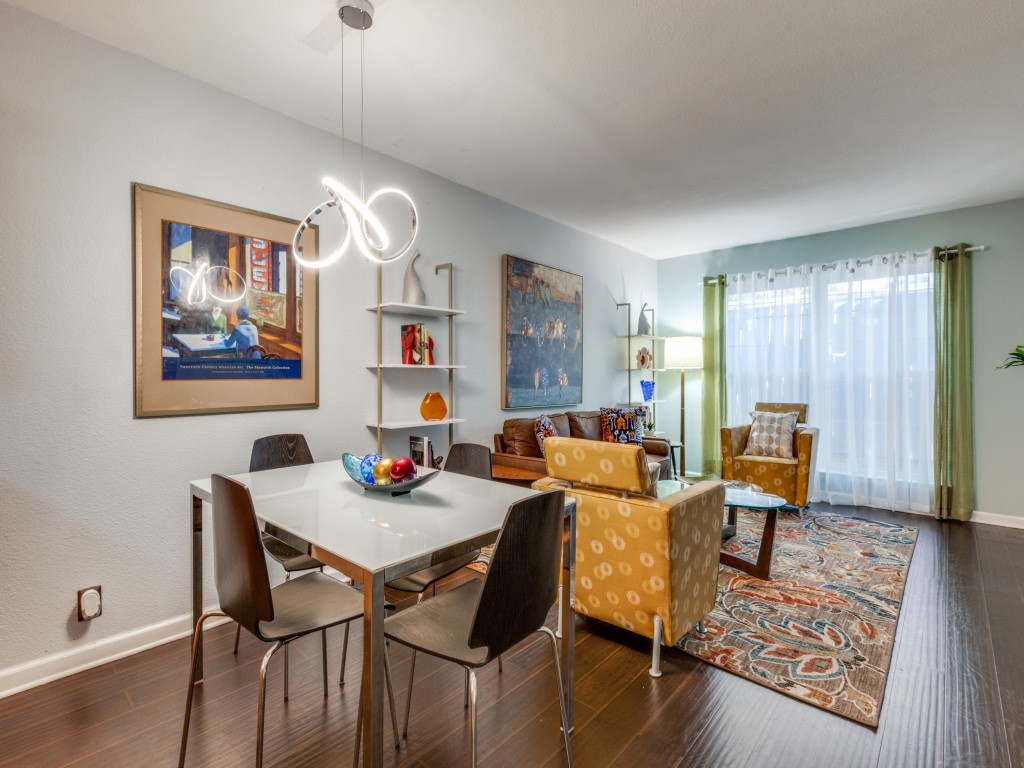 5234 Fleetwood Oaks Avenue Dallas TX 75235