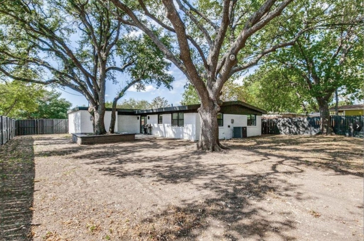 13306 Flagstone Lane Dallas TX 75240
