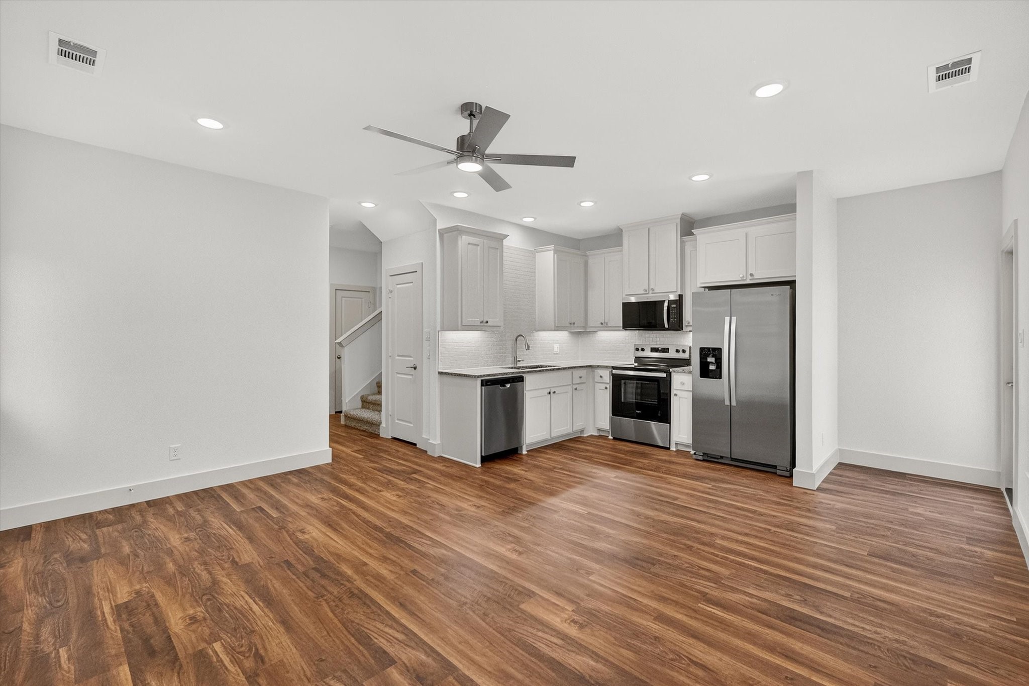 502 E Kimball Street Mansfield TX 76063